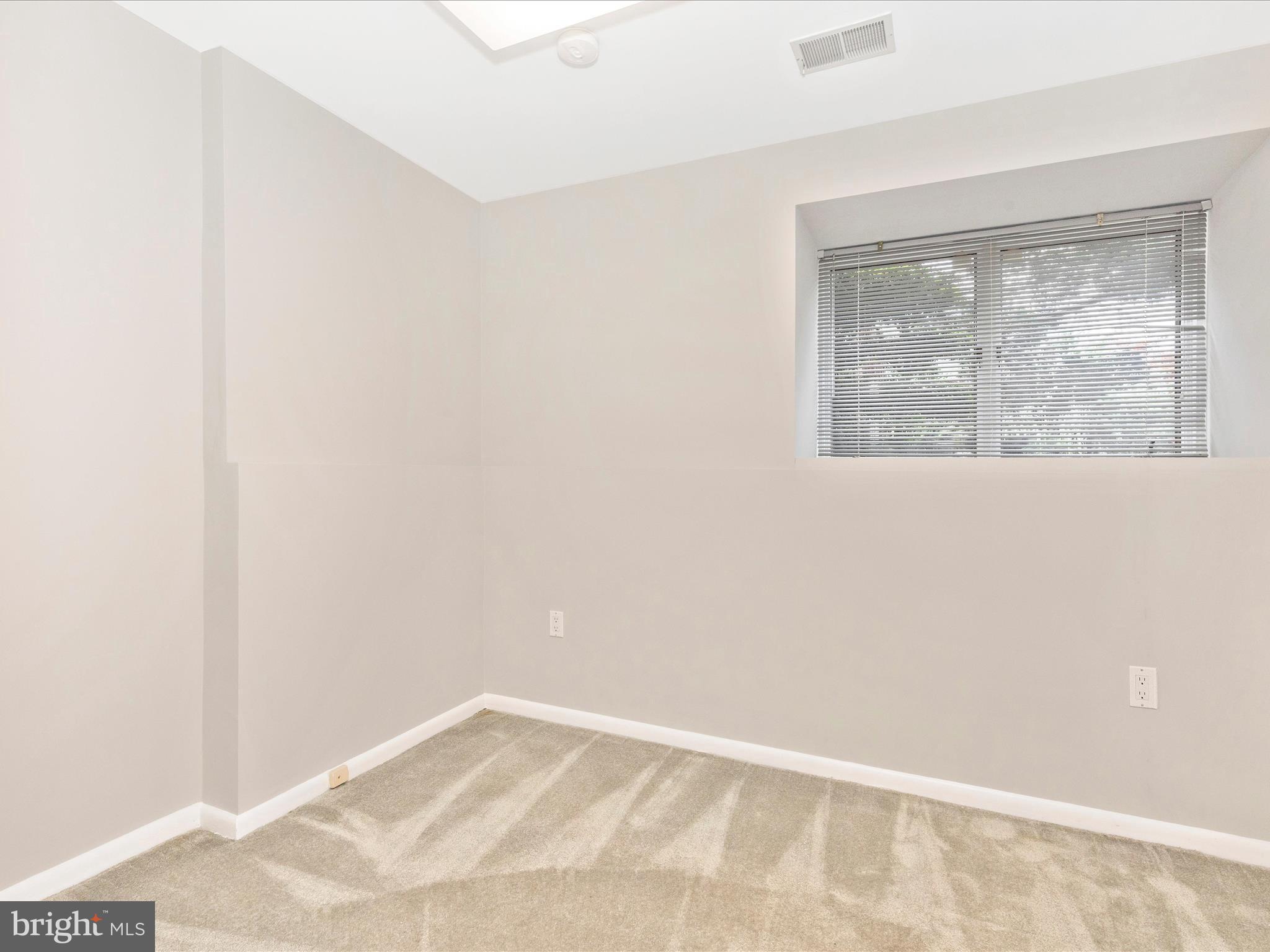 DARNESTOWN OUTSIDE - Residential