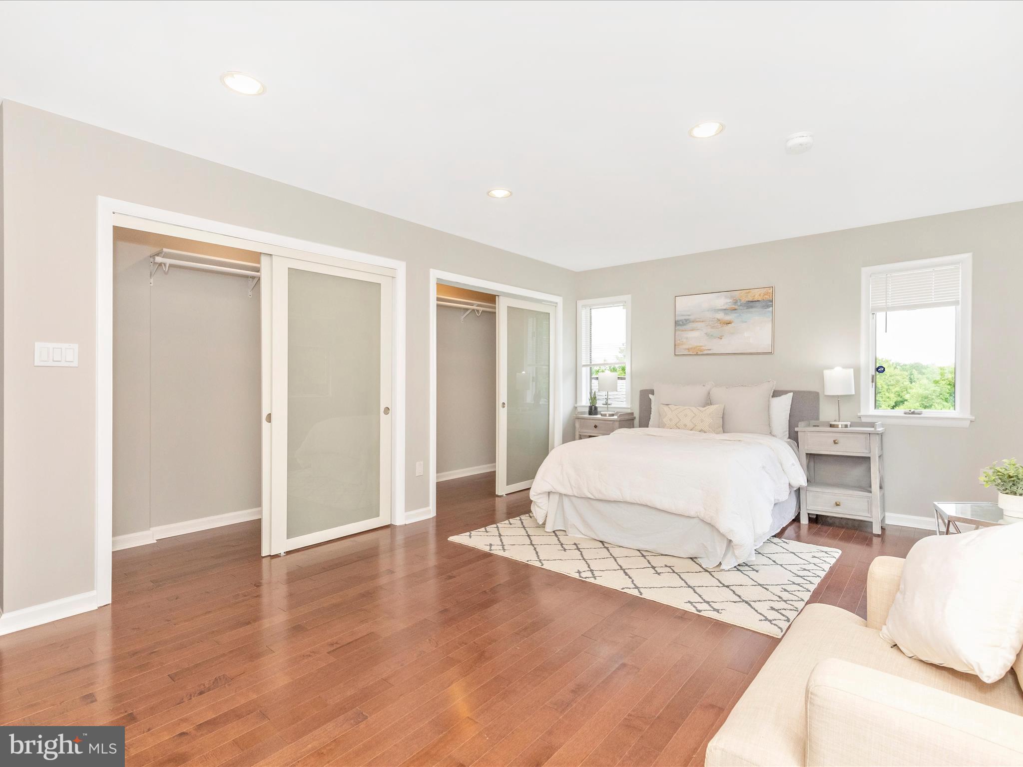 DARNESTOWN OUTSIDE - Residential