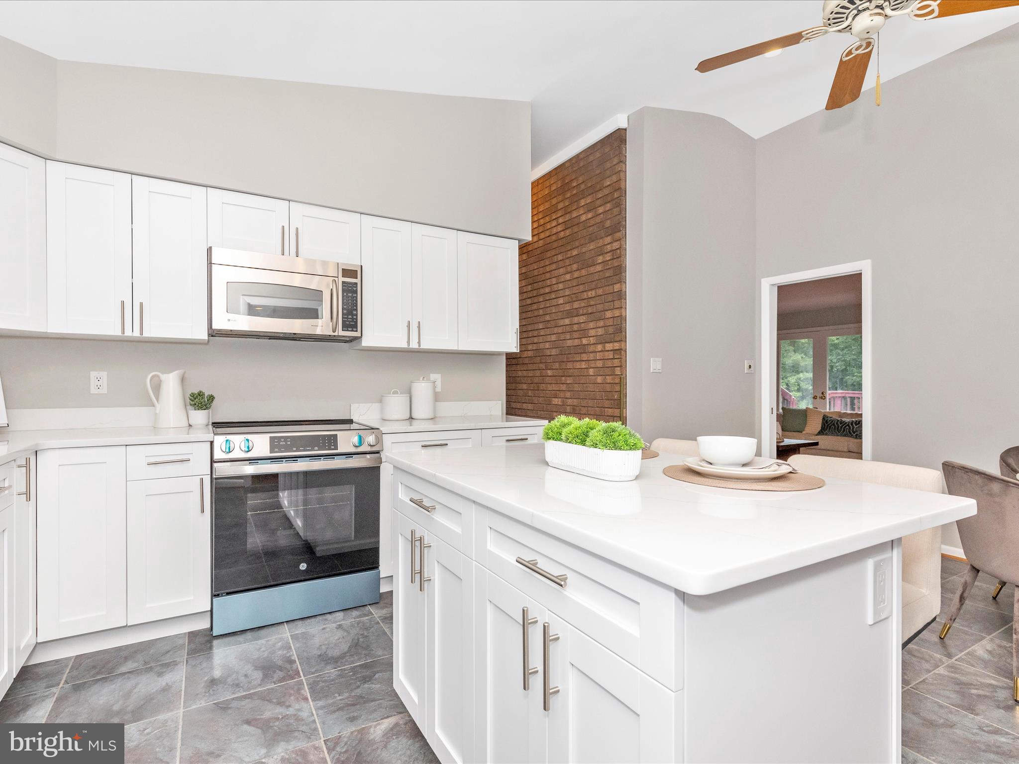 DARNESTOWN OUTSIDE - Residential