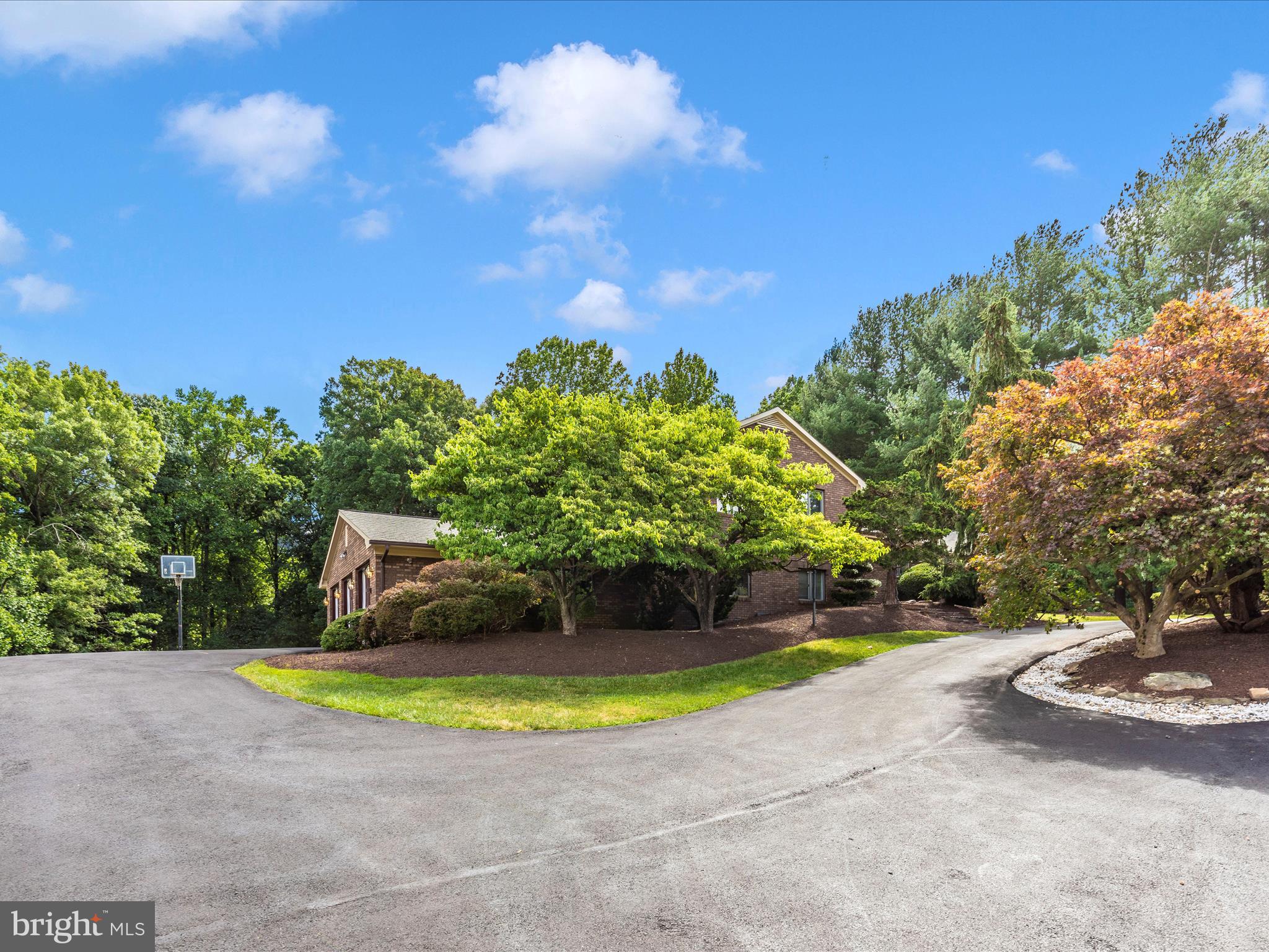 DARNESTOWN OUTSIDE - Residential