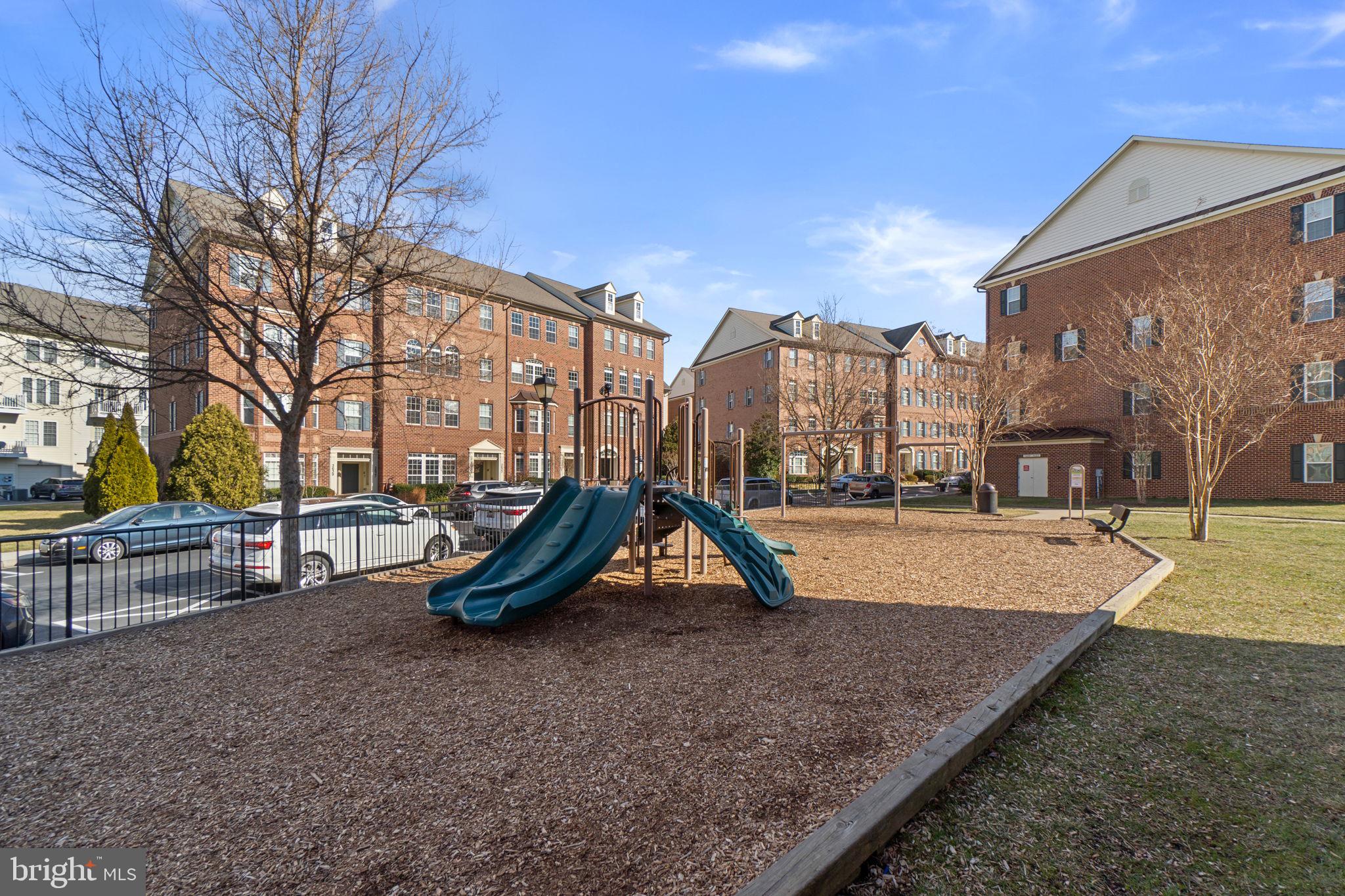 VILLAGES OF URBANA - Residential