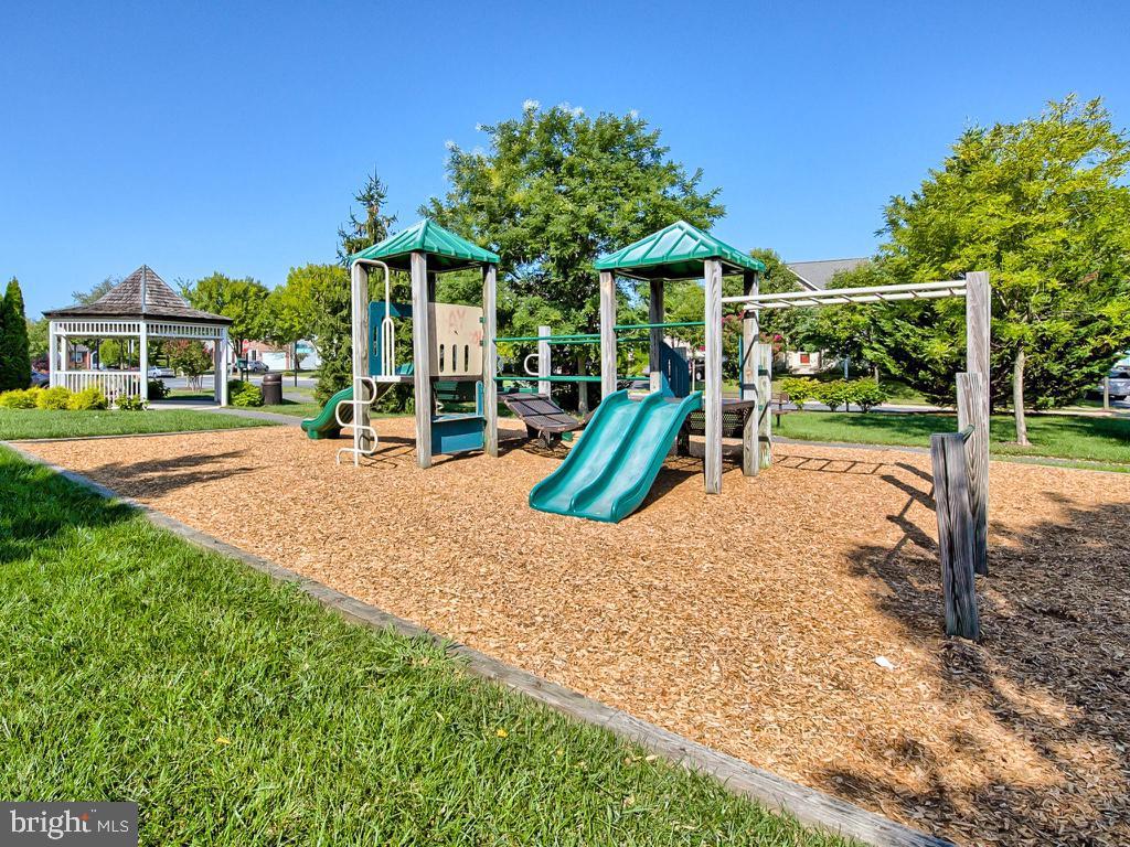 VILLAGES OF URBANA - Residential