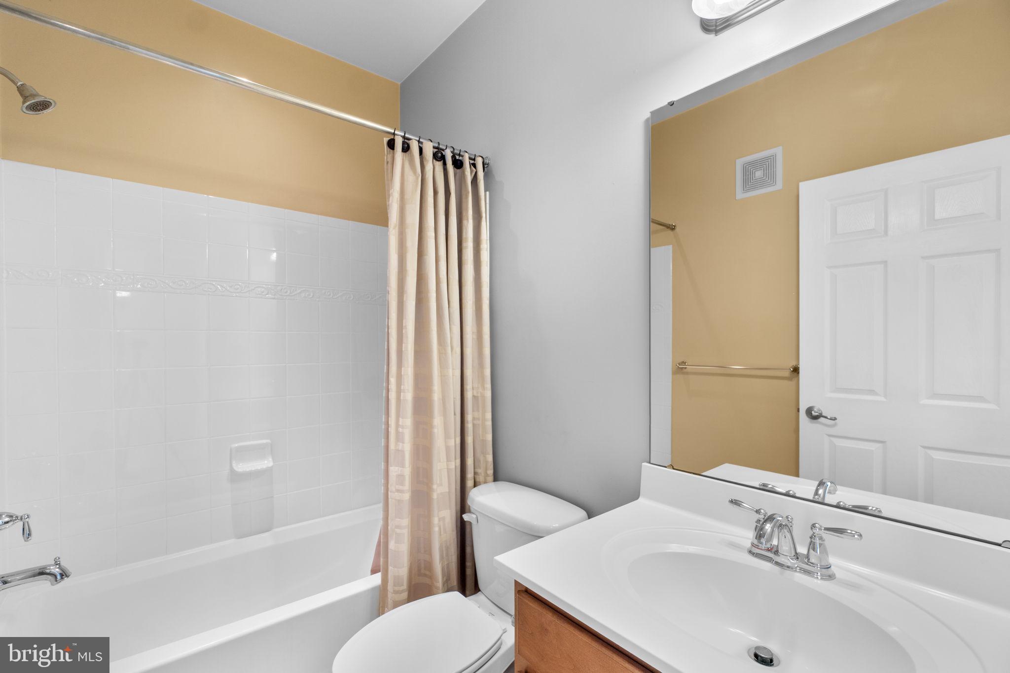 VILLAGES OF URBANA - Residential