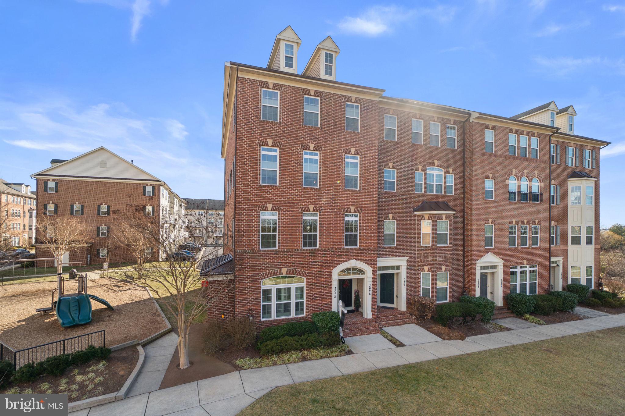 VILLAGES OF URBANA - Residential