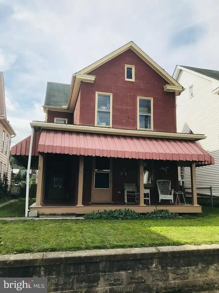 29 Shaw Avenue, Lewistown, PA 17044