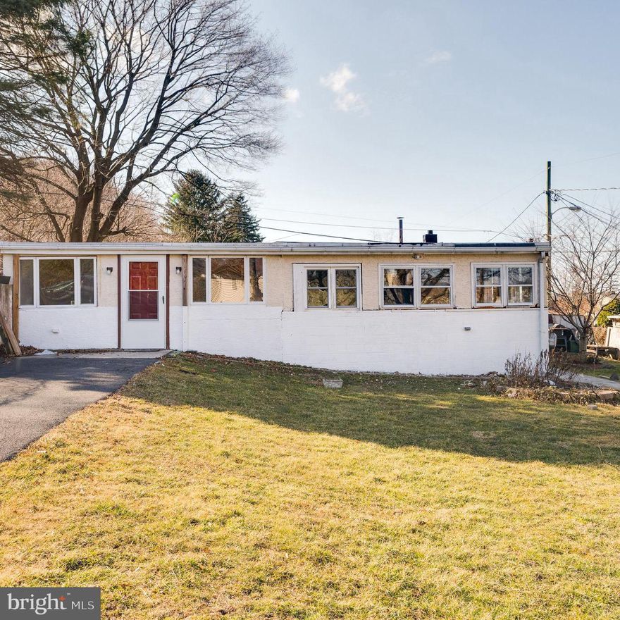Rare in the city of reading. This 2 bedroom 2 full bath rancher includes two parcel’s! With some TLC you can make this your home sweet home, the land alone offers potential for many things. Investors are welcomed!