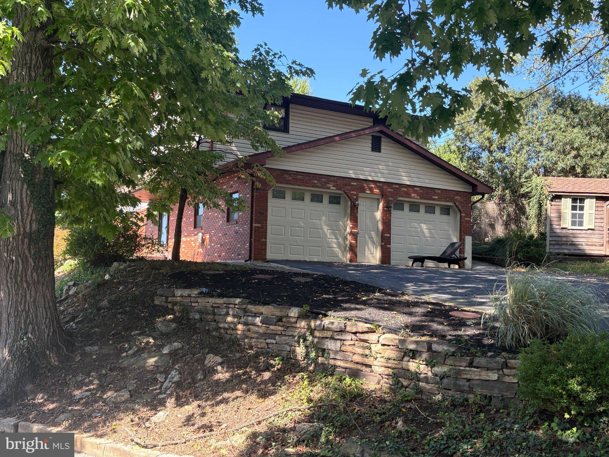 3025 RED OAK ROAD