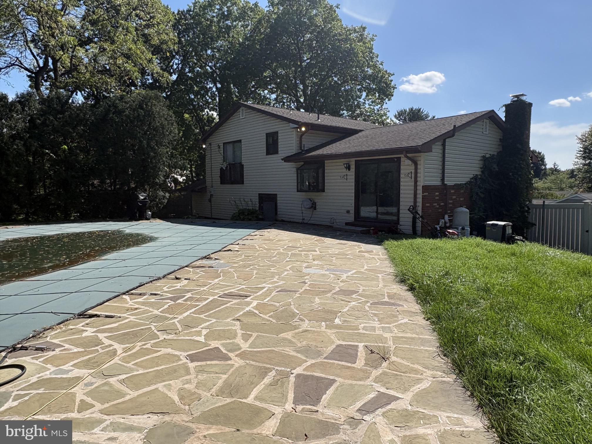 3025 RED OAK ROAD