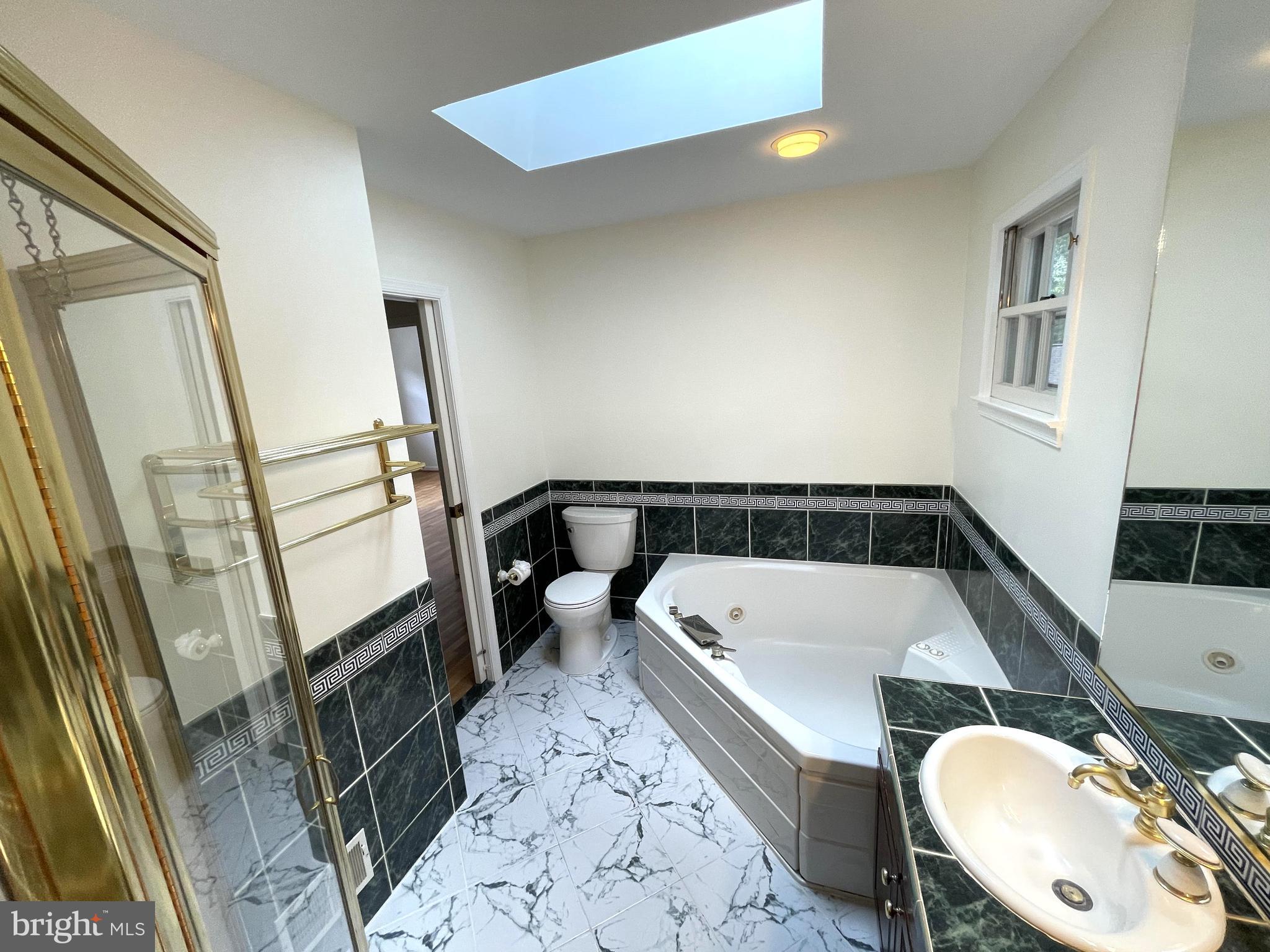 ORANGE HUNT ESTATES - Residential Lease