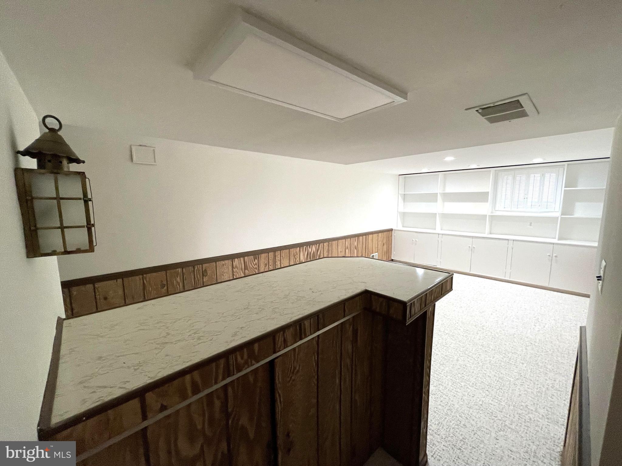 ORANGE HUNT ESTATES - Residential Lease