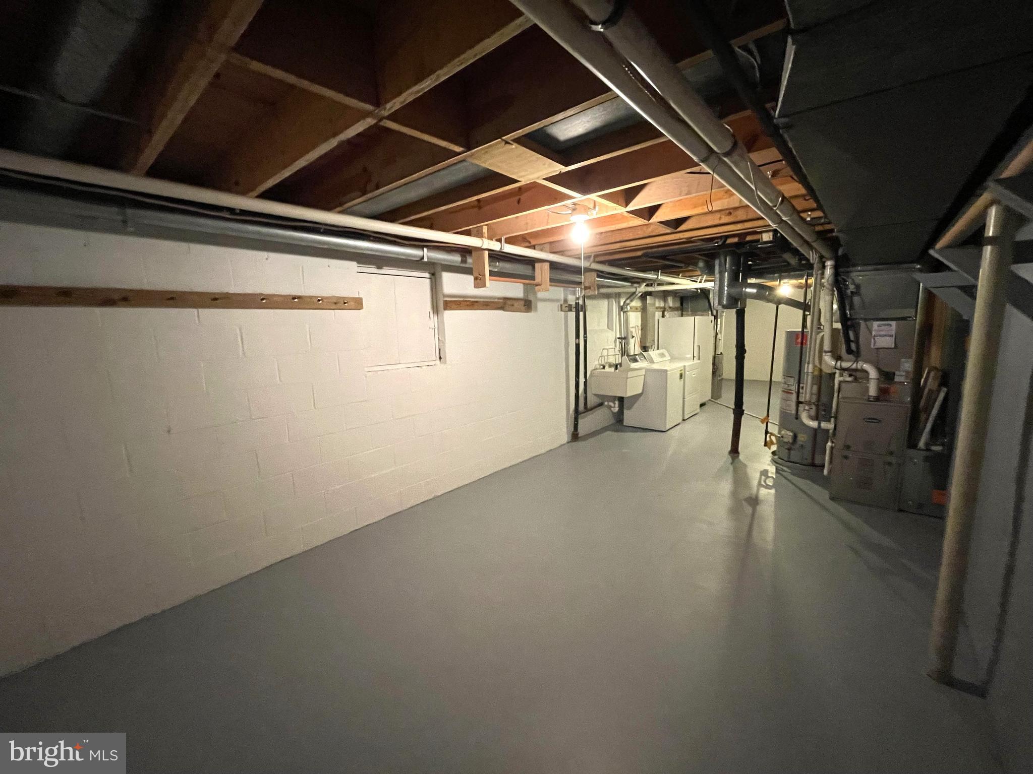 ORANGE HUNT ESTATES - Residential Lease