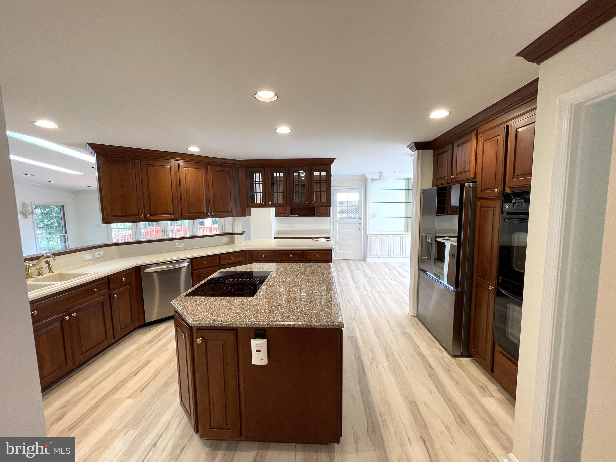 ORANGE HUNT ESTATES - Residential Lease