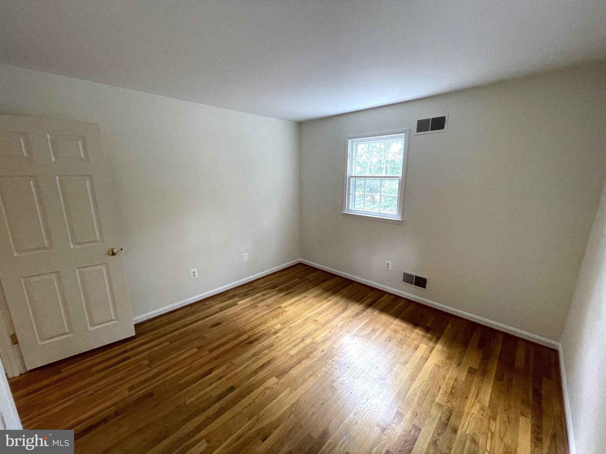 ORANGE HUNT ESTATES - Residential Lease