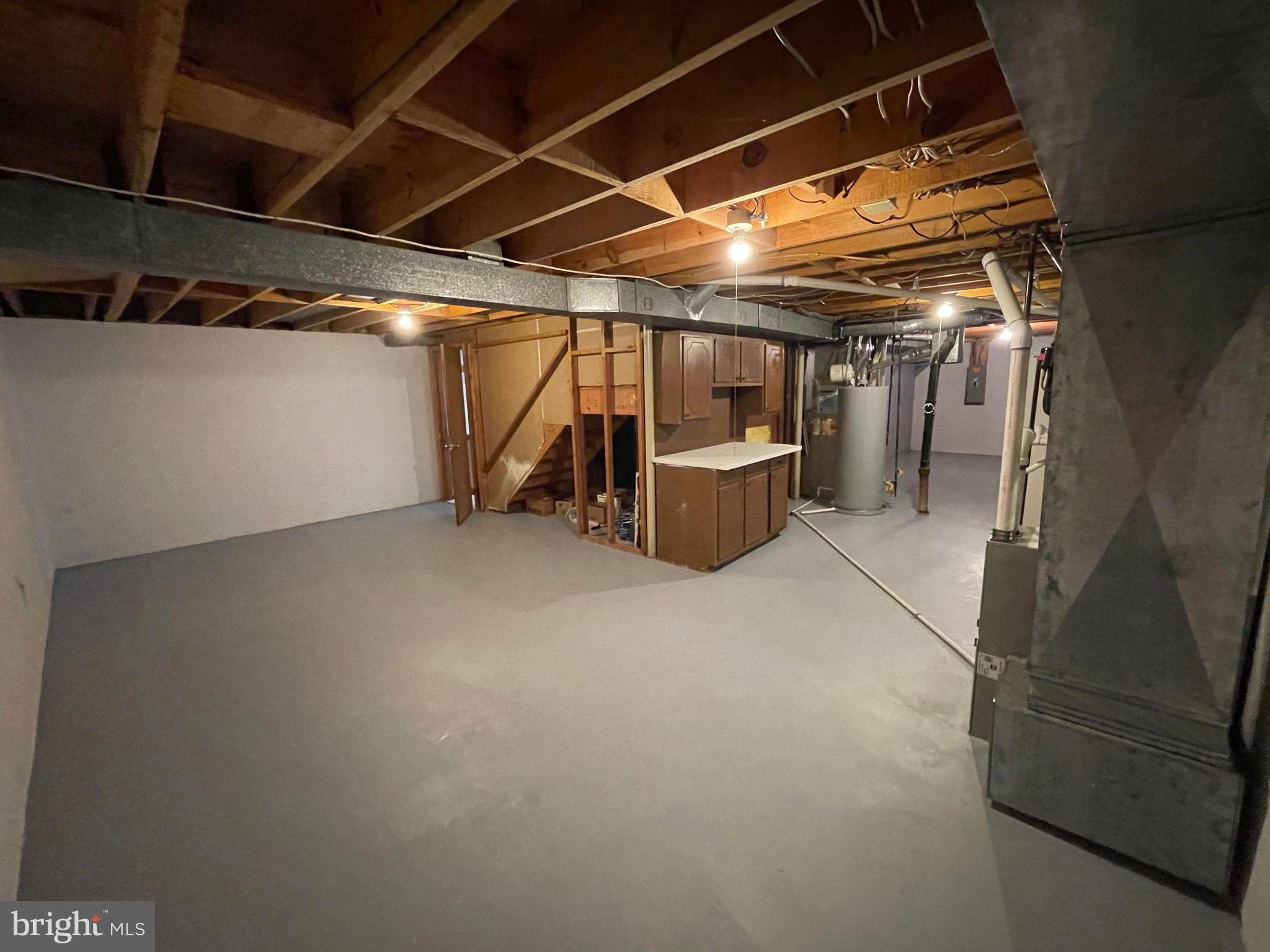 ORANGE HUNT ESTATES - Residential Lease