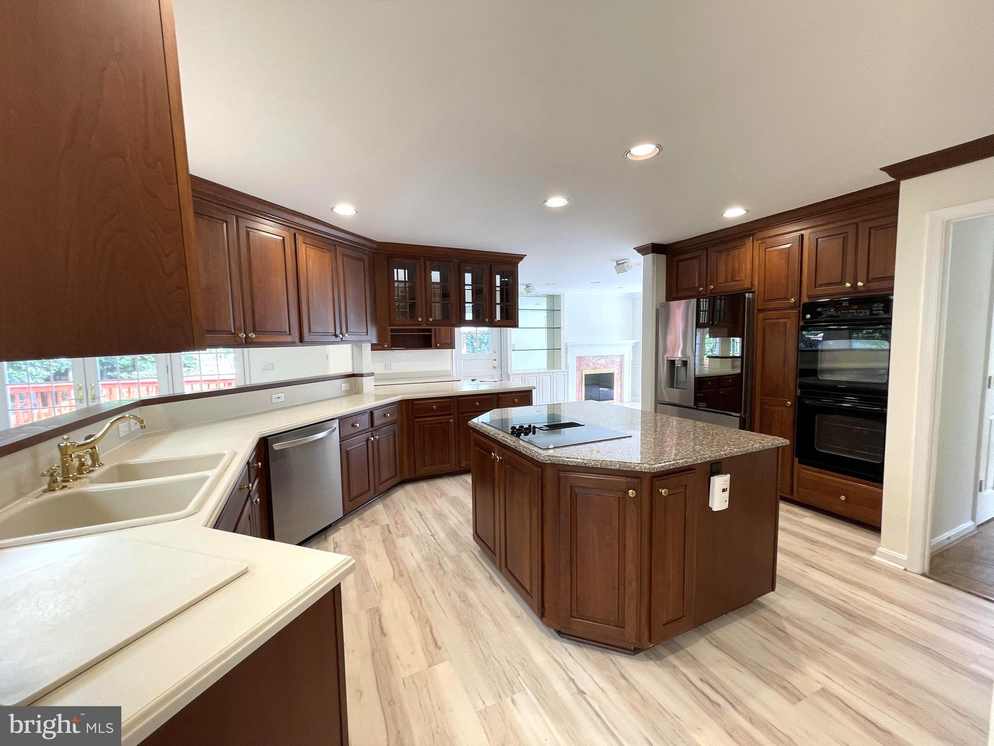 ORANGE HUNT ESTATES - Residential Lease