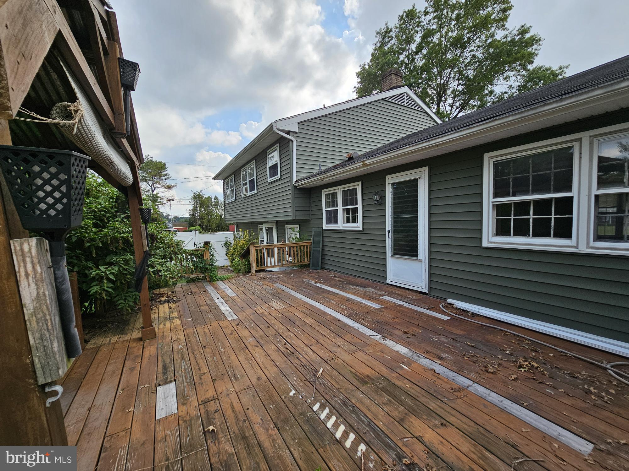 GLENDALE GARDENS - Residential