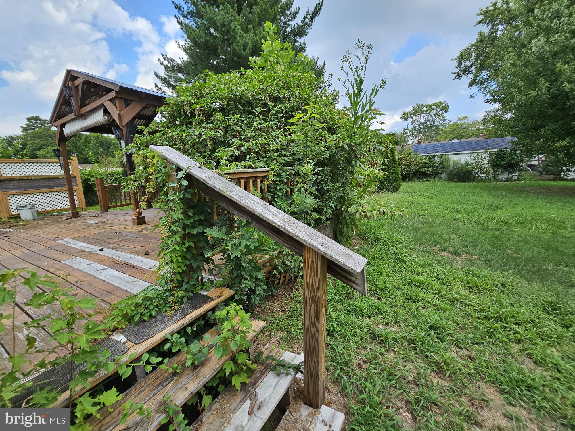 GLENDALE GARDENS - Residential