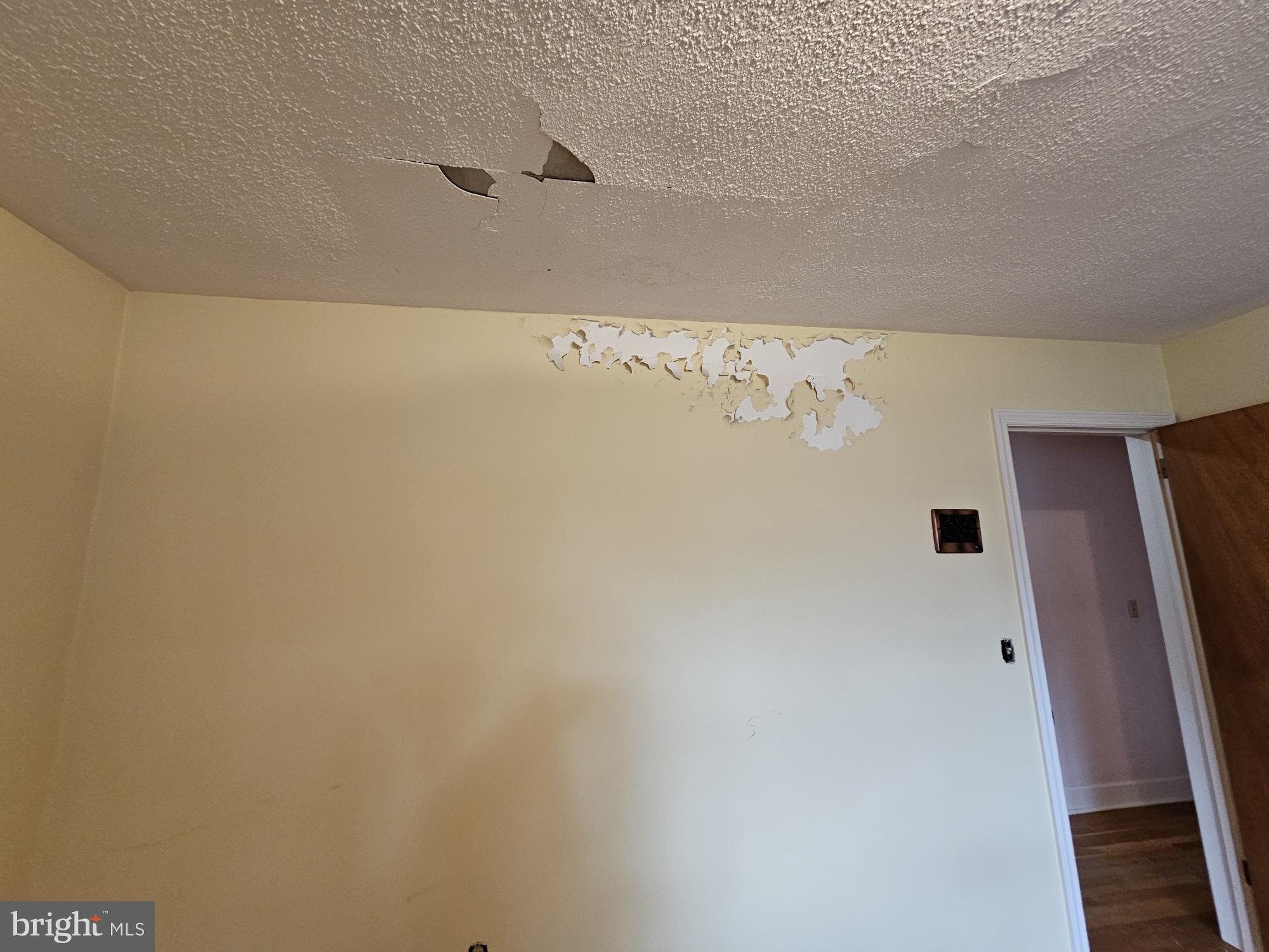 GLENDALE GARDENS - Residential