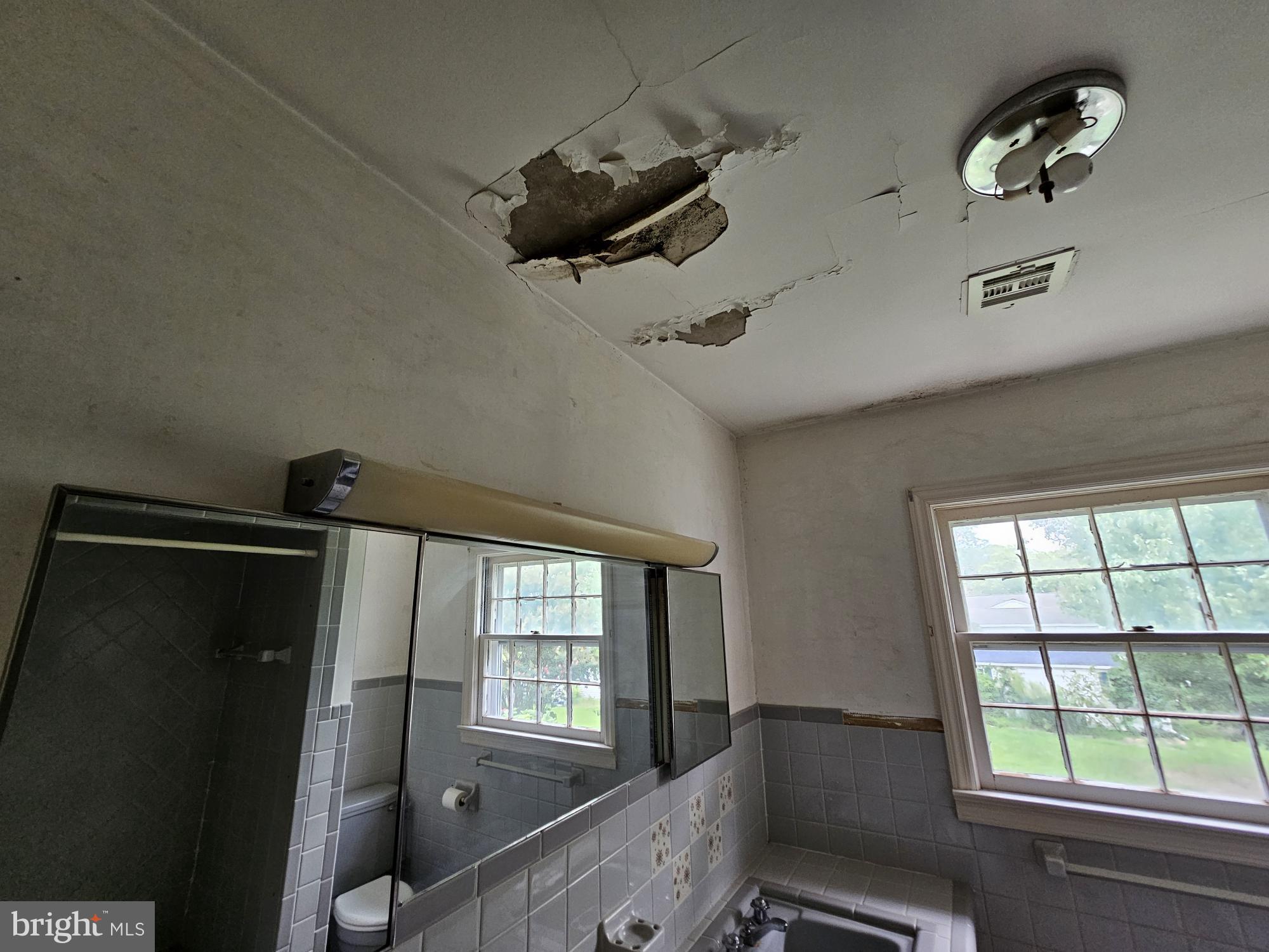 GLENDALE GARDENS - Residential