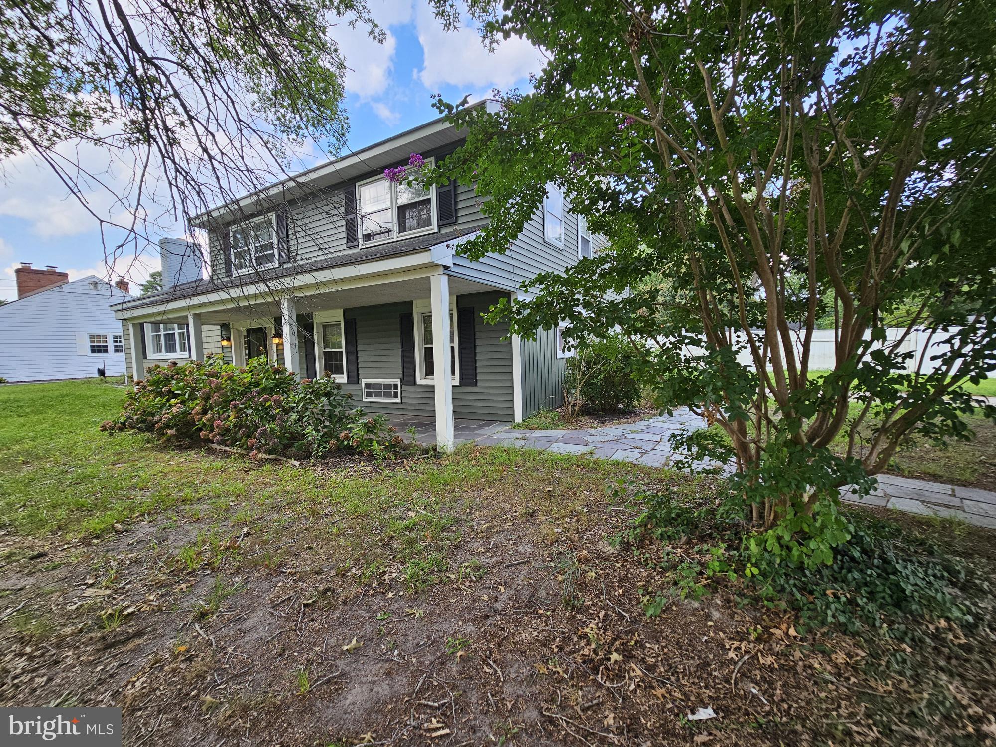 GLENDALE GARDENS - Residential