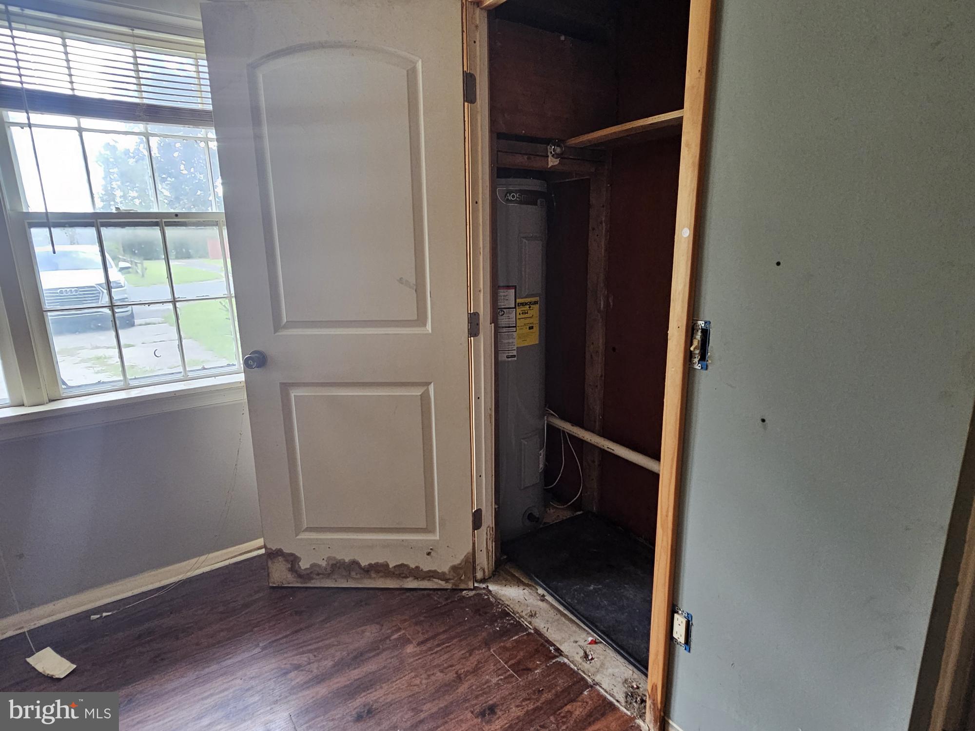 GLENDALE GARDENS - Residential