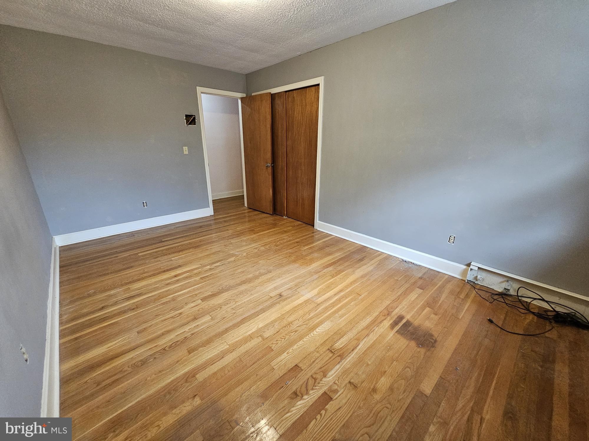 GLENDALE GARDENS - Residential