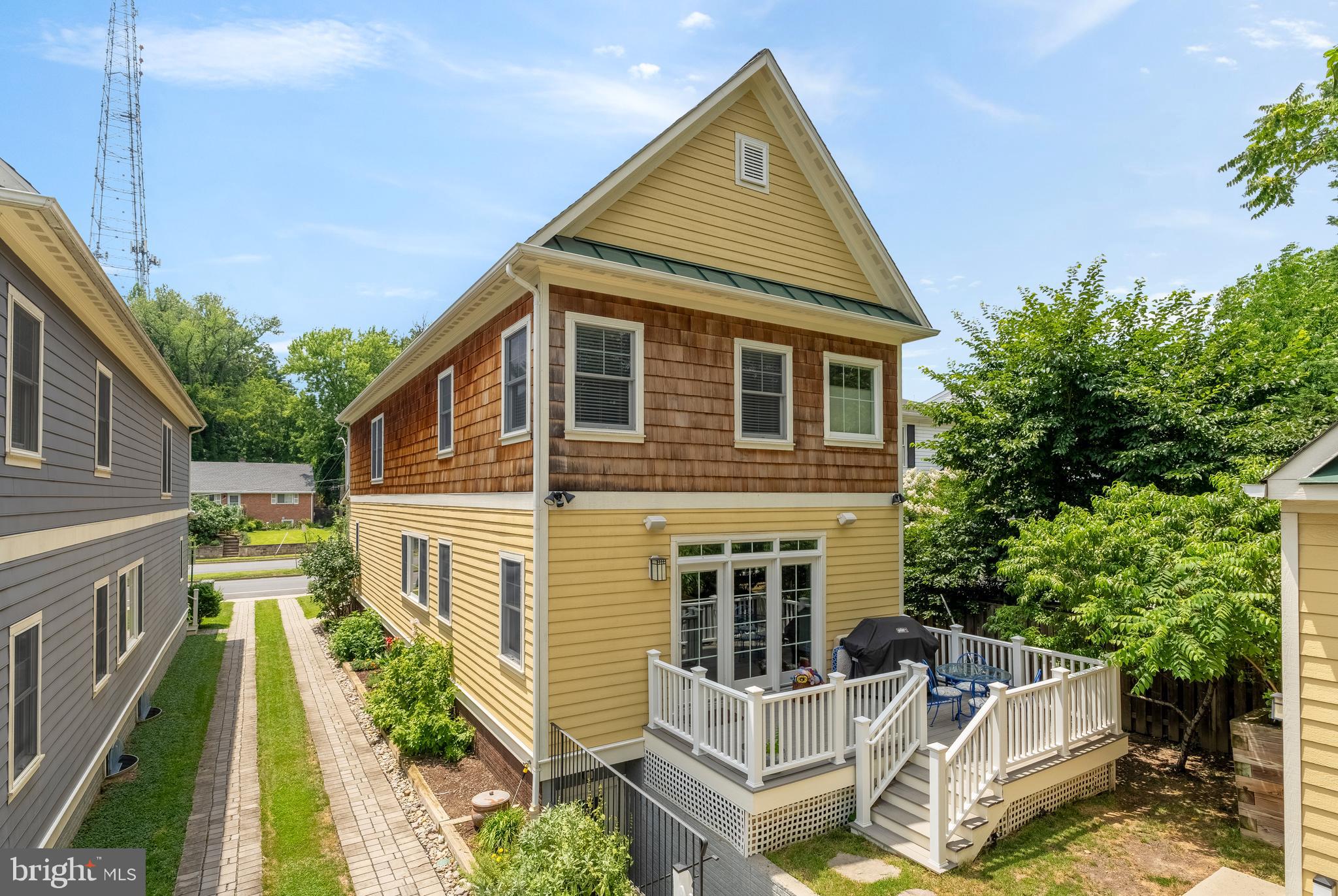 HIGHVIEW PARK - Residential