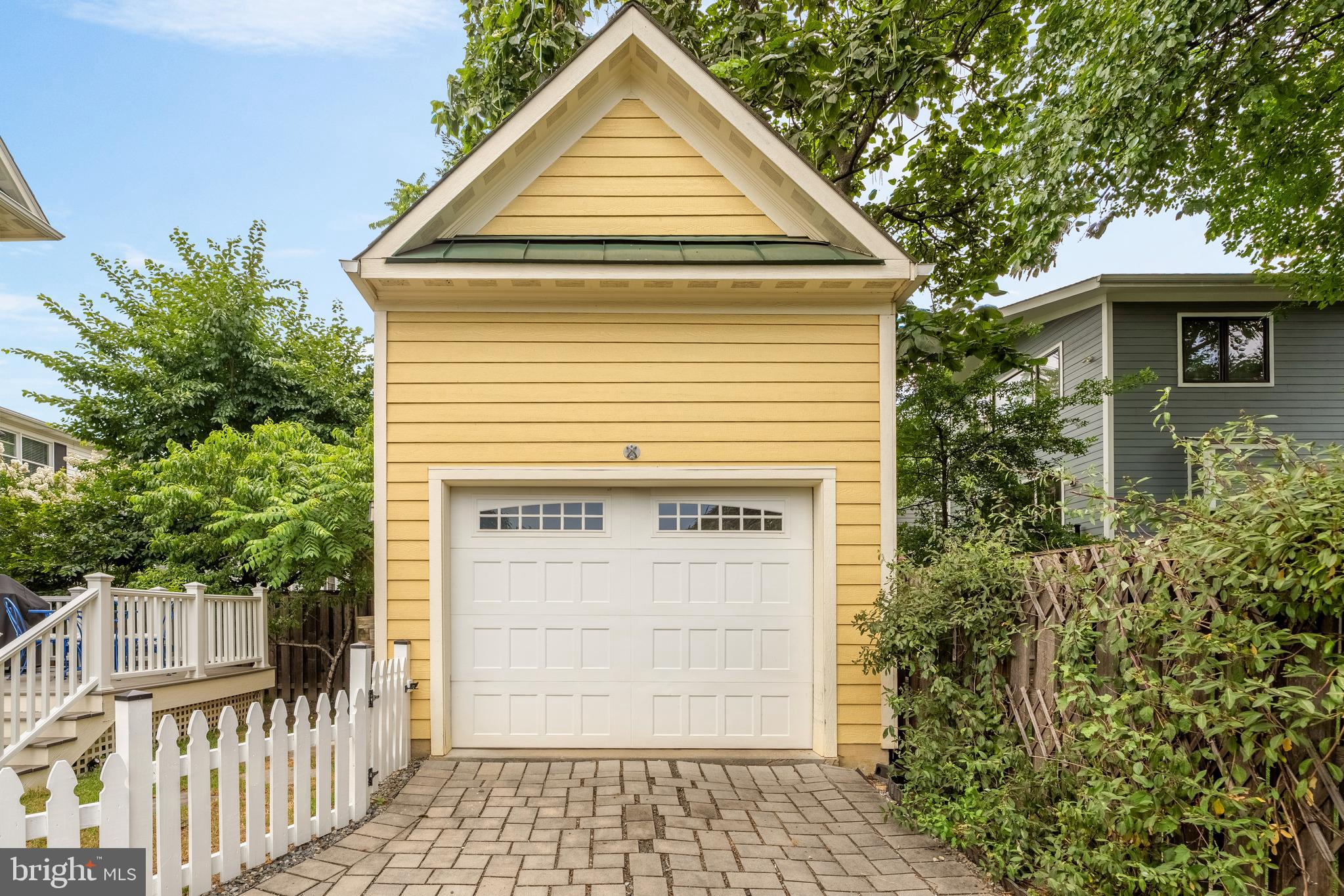 HIGHVIEW PARK - Residential