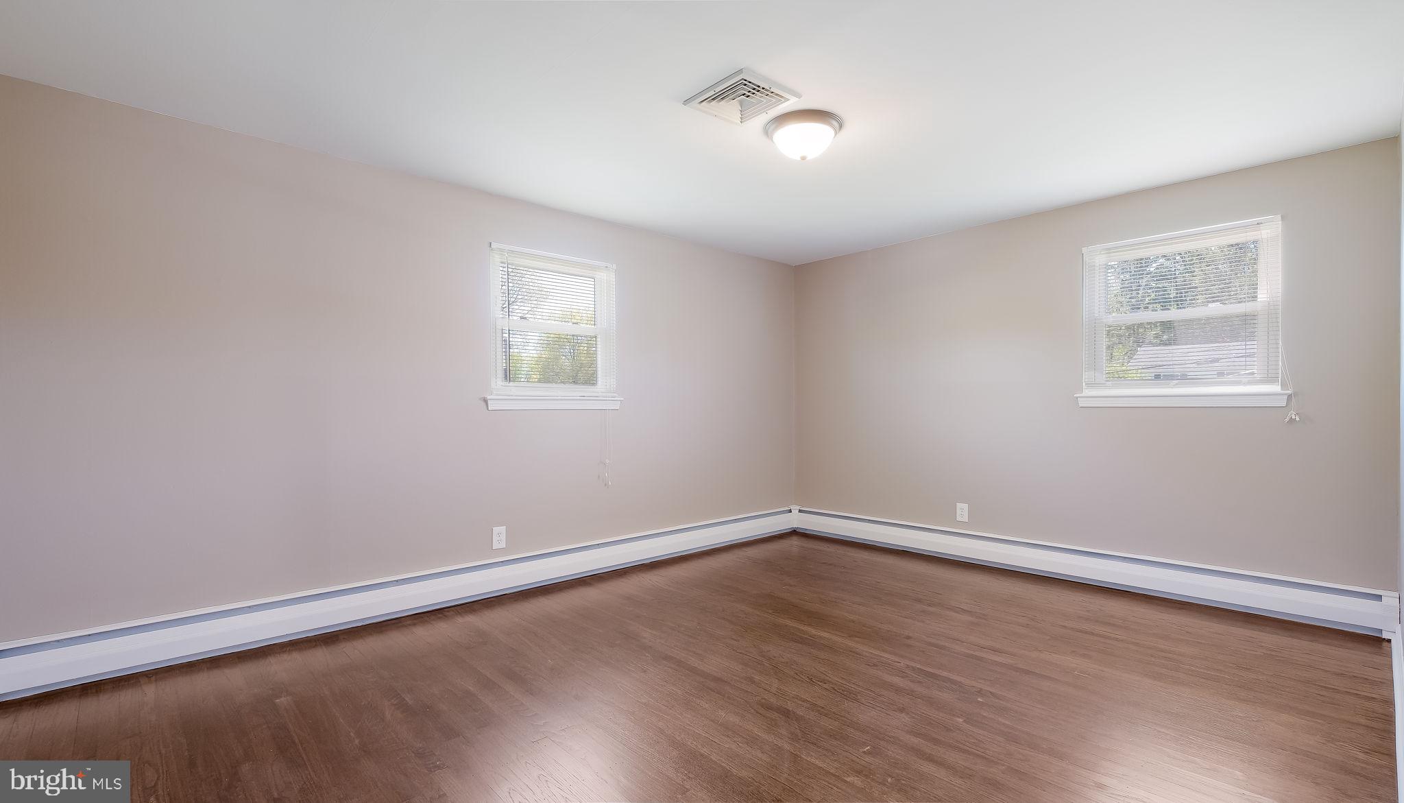 OAK HILL - Residential