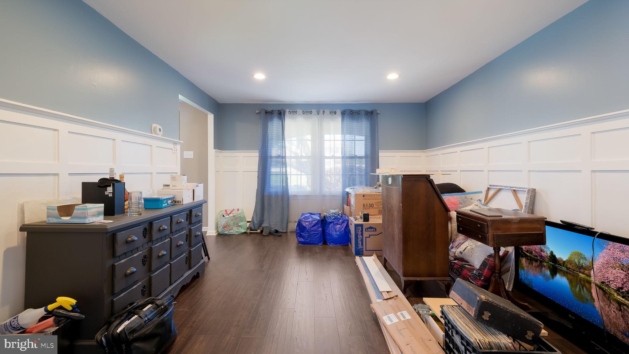 OAK HILL - Residential