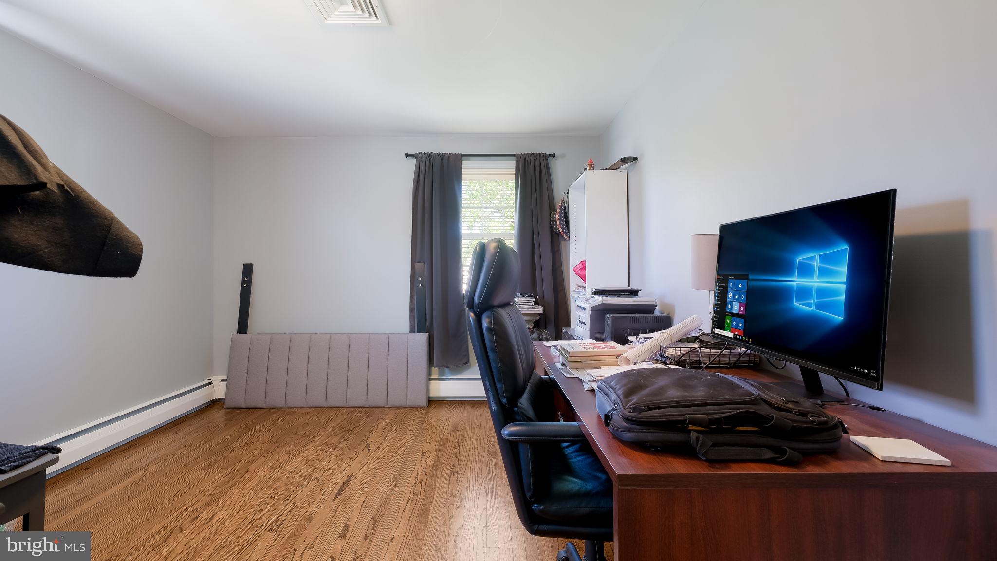 OAK HILL - Residential