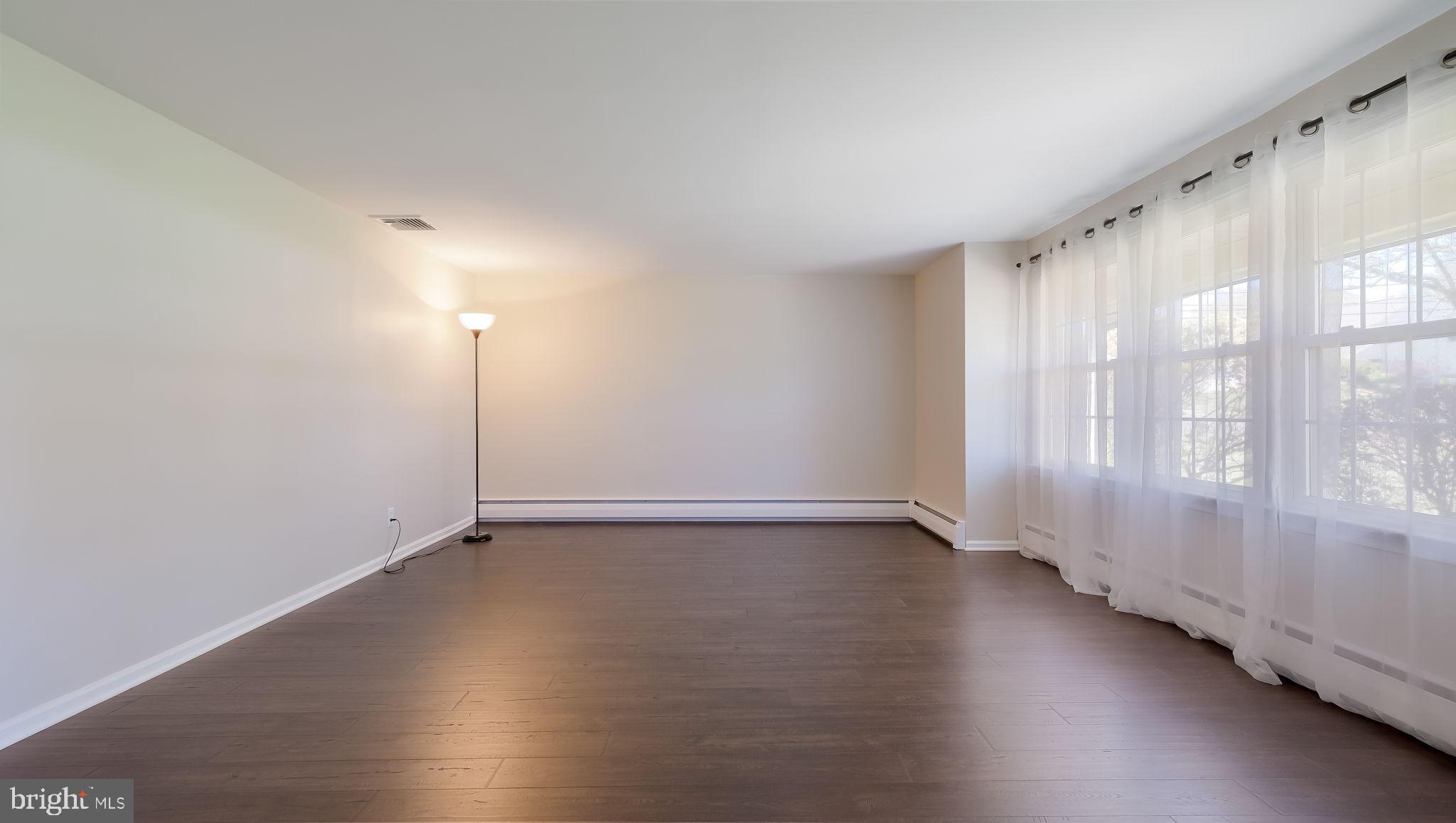 OAK HILL - Residential