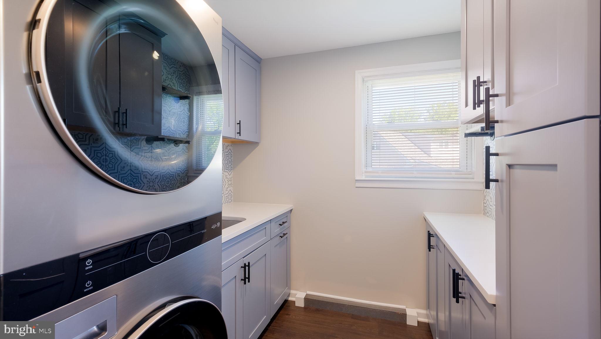 OAK HILL - Residential