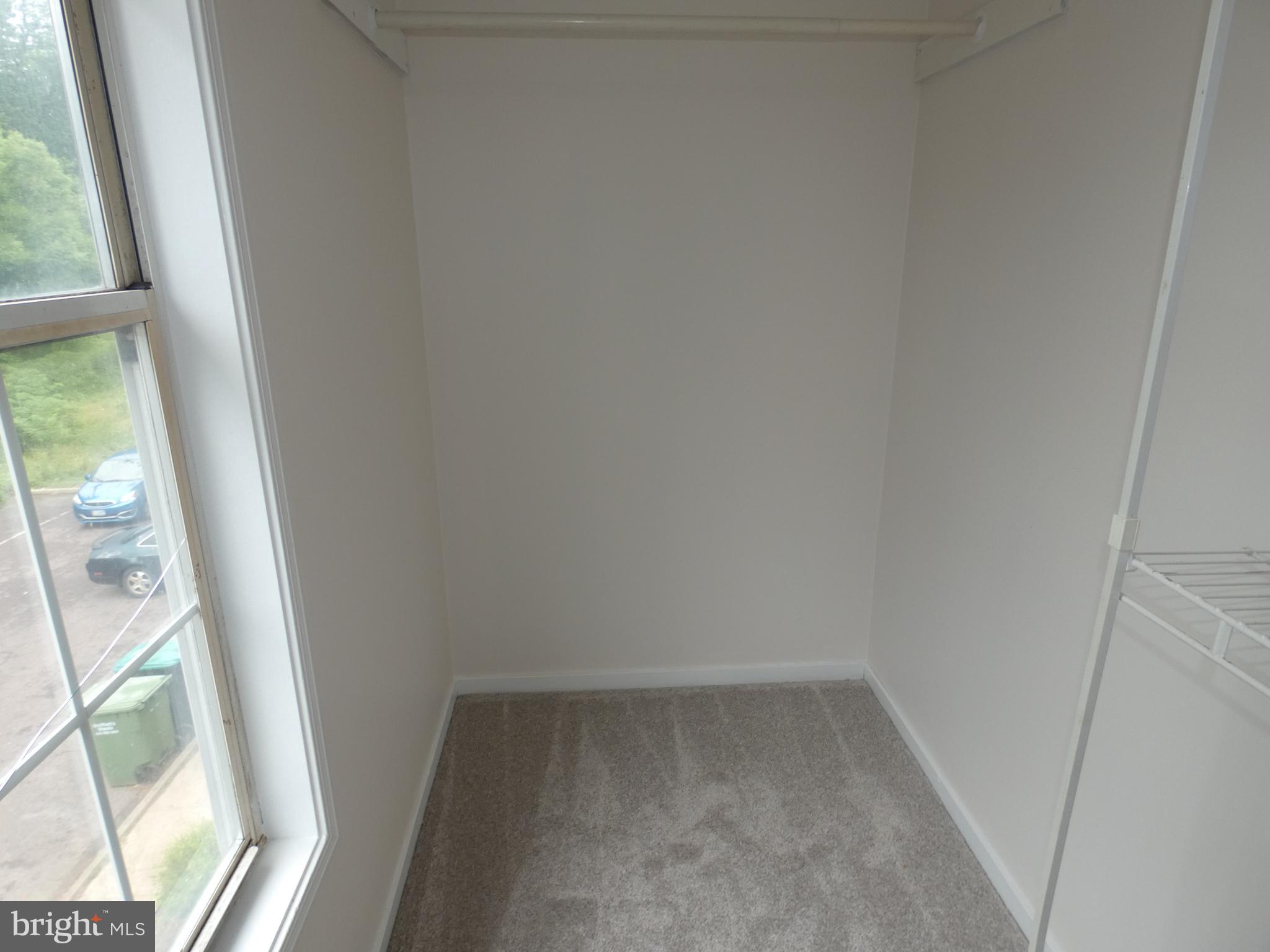 PRESIDENTIAL VILLAGE - Residential Lease