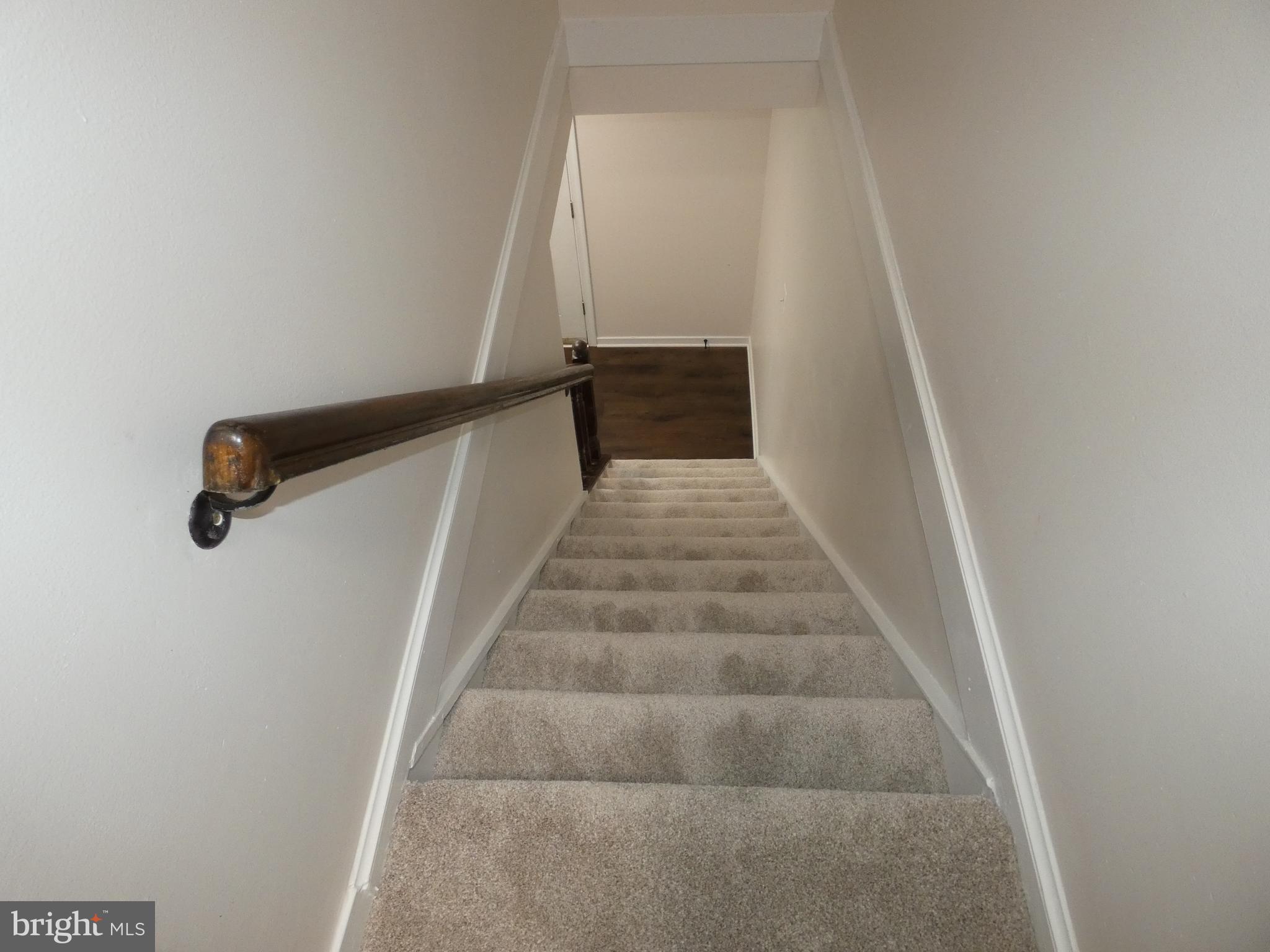 PRESIDENTIAL VILLAGE - Residential Lease