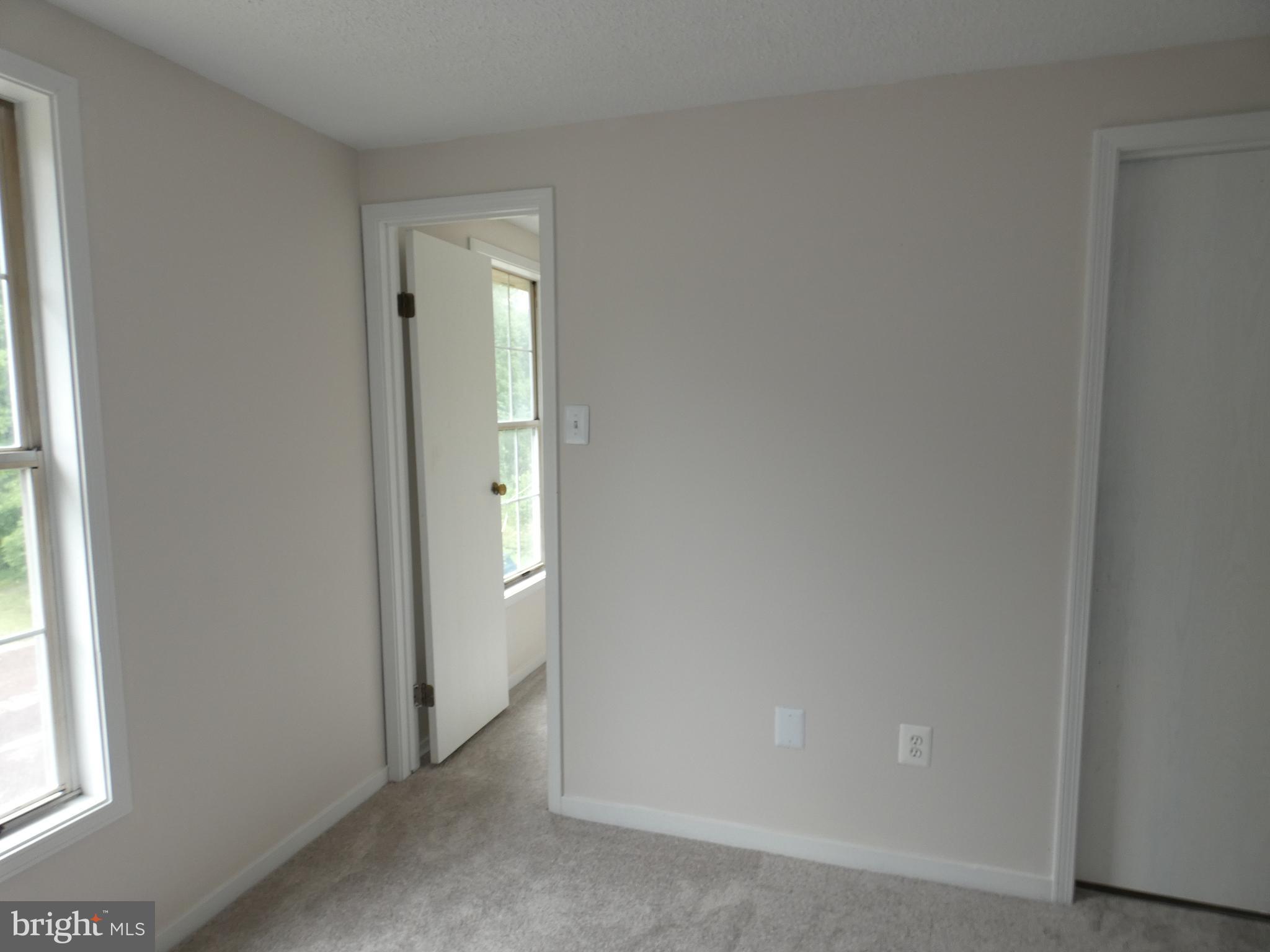 PRESIDENTIAL VILLAGE - Residential Lease