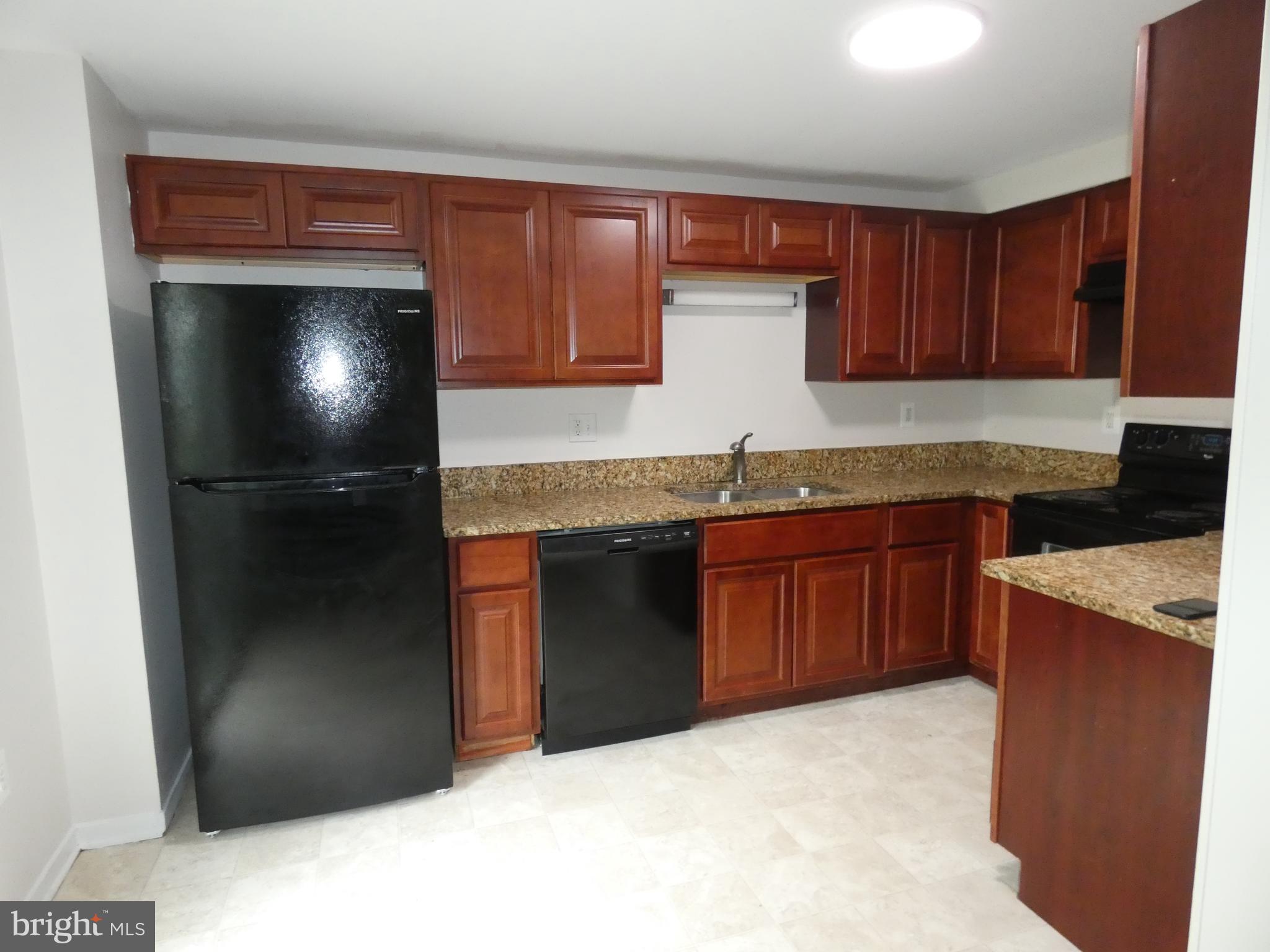 PRESIDENTIAL VILLAGE - Residential Lease