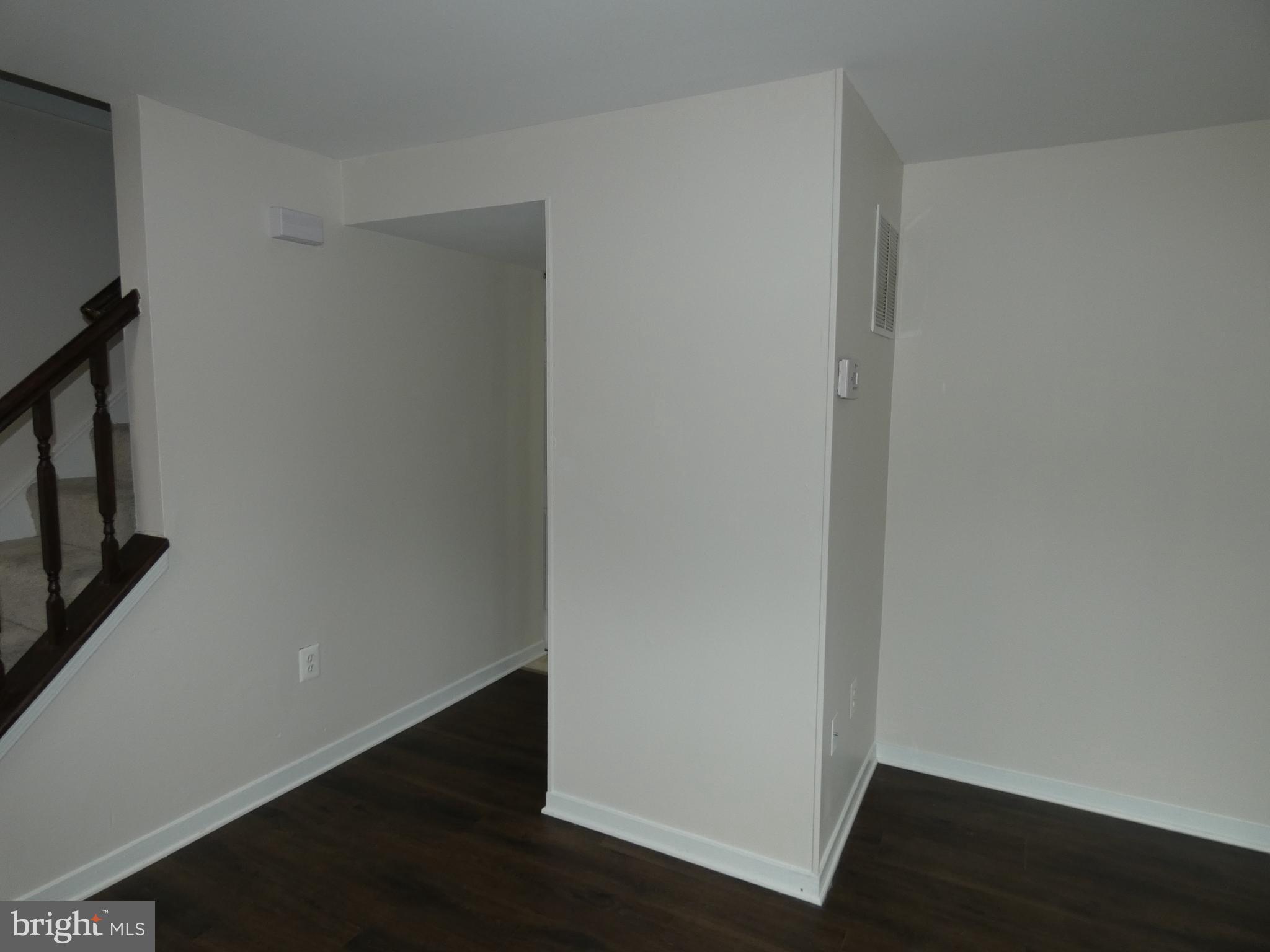 PRESIDENTIAL VILLAGE - Residential Lease