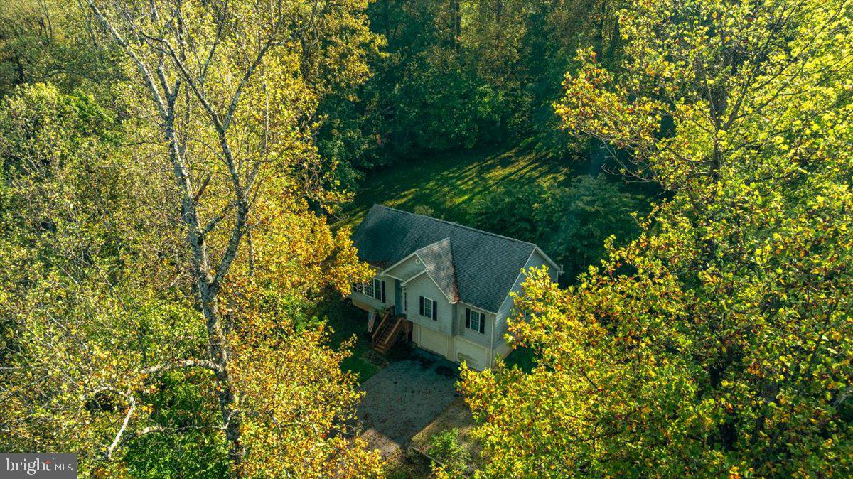 LAKE FRONT ROYAL - Residential