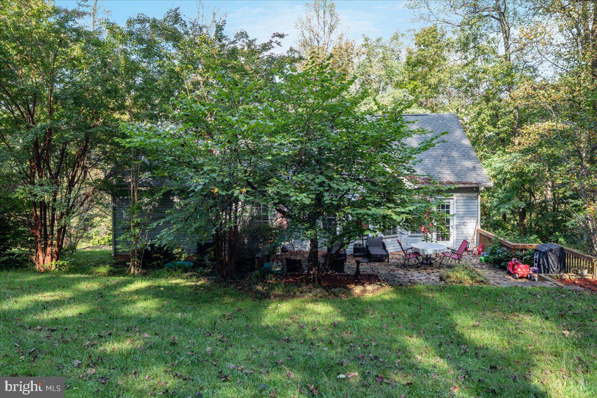 LAKE FRONT ROYAL - Residential