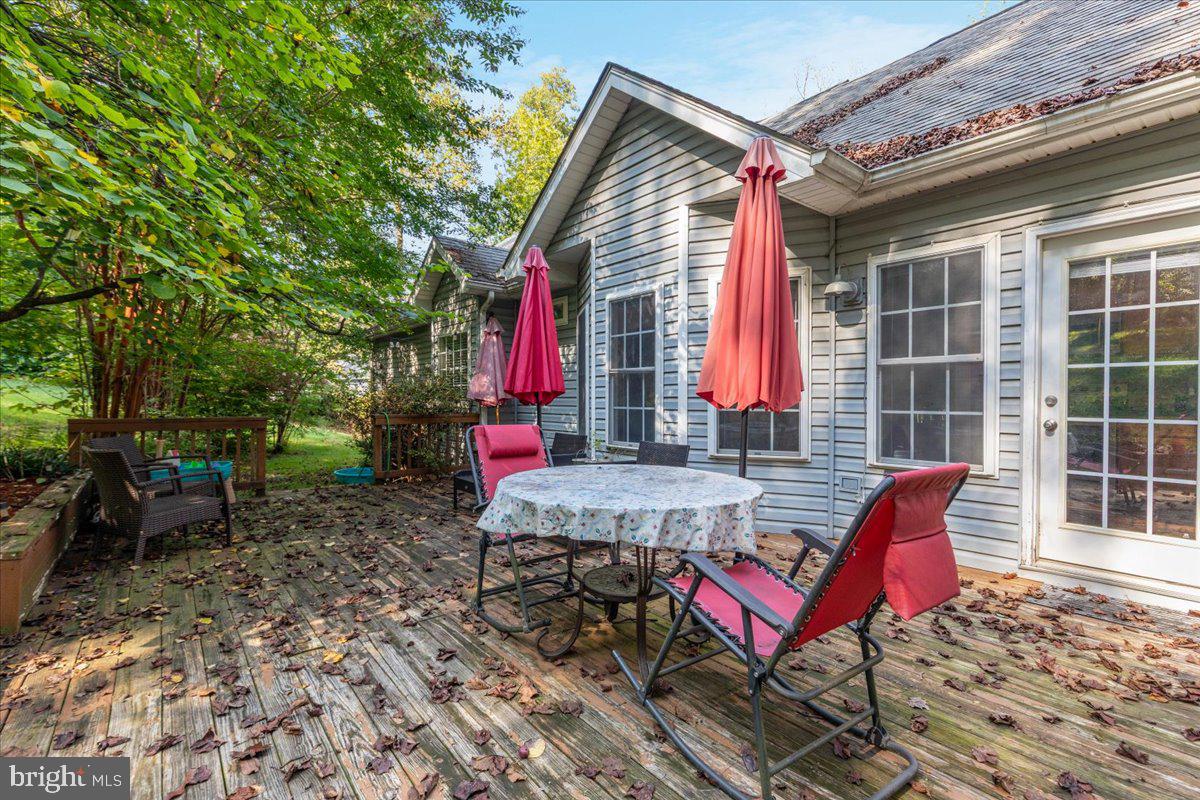 LAKE FRONT ROYAL - Residential