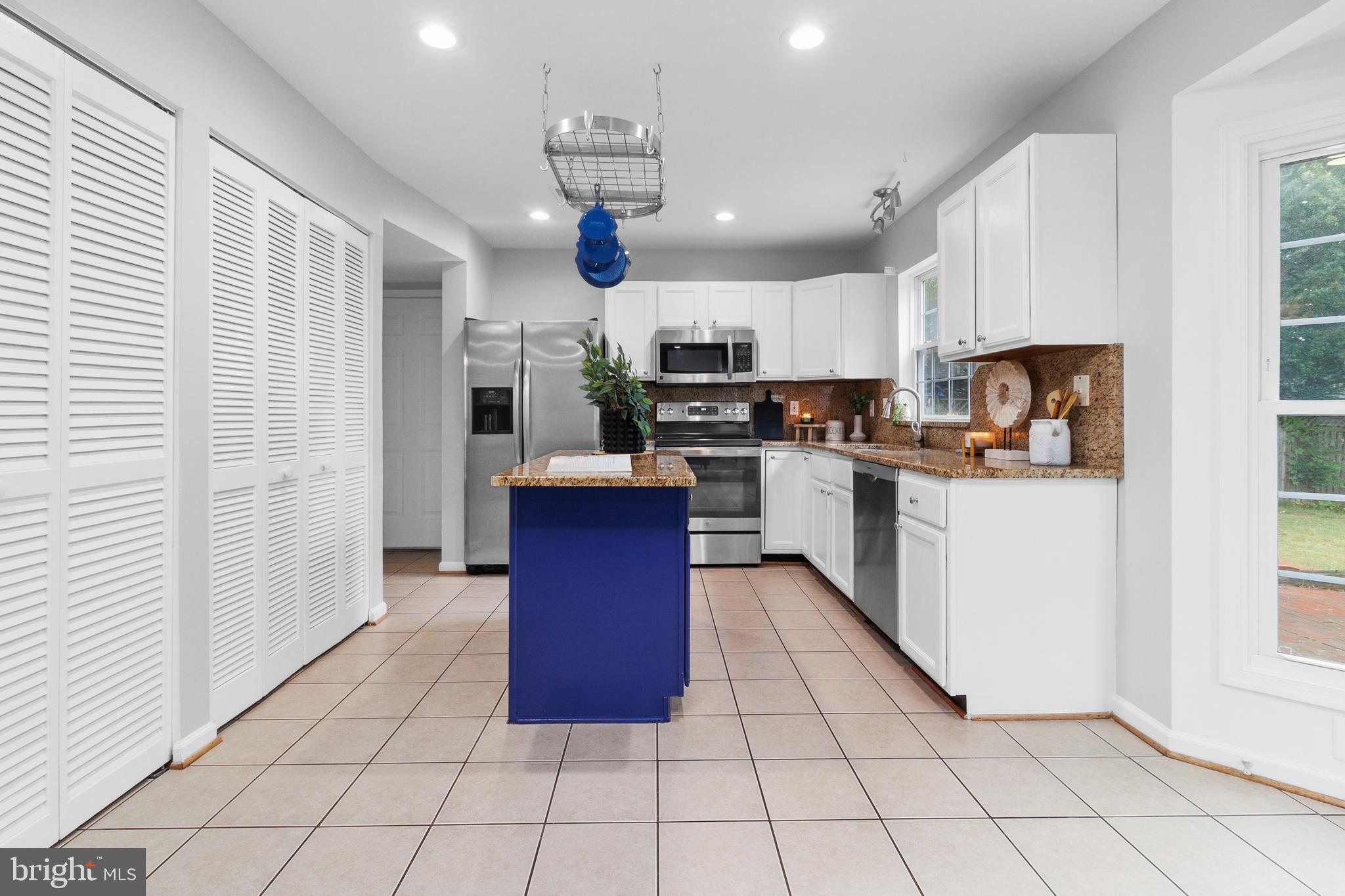 BELMONT RIDGE - Residential