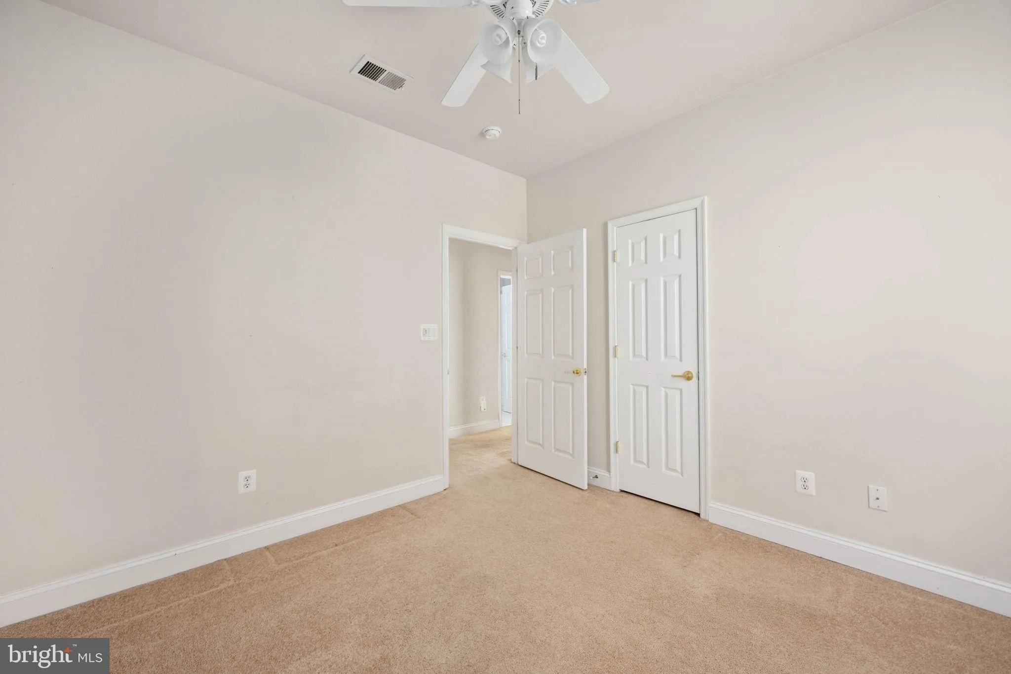 Fredericksburg, Virginia 22407, United States, 4 Bedrooms Bedrooms, ,4 BathroomsBathrooms,Residential,Active,192037