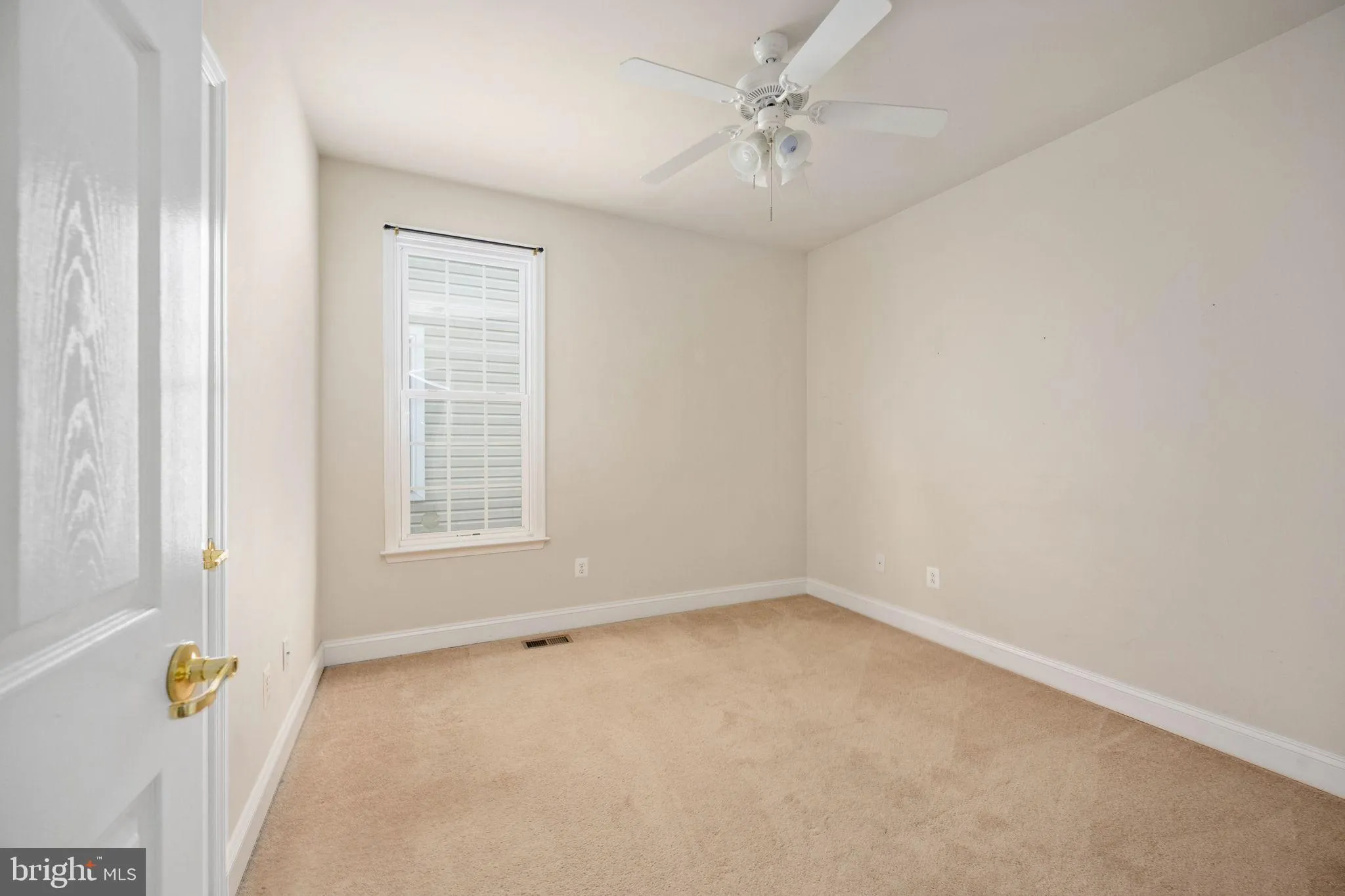 Fredericksburg, Virginia 22407, United States, 4 Bedrooms Bedrooms, ,4 BathroomsBathrooms,Residential,Active,192037