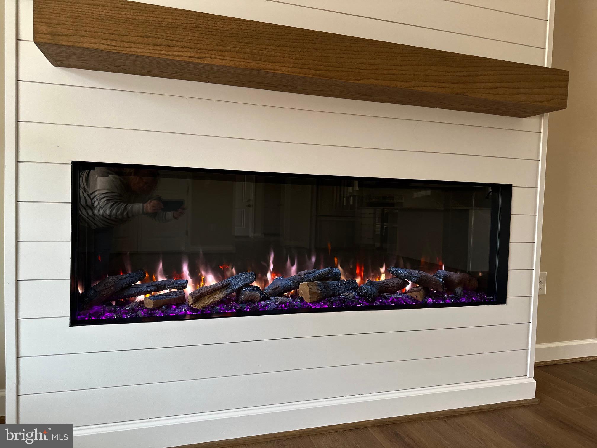 ROYAL VIEW ESTATES - Residential