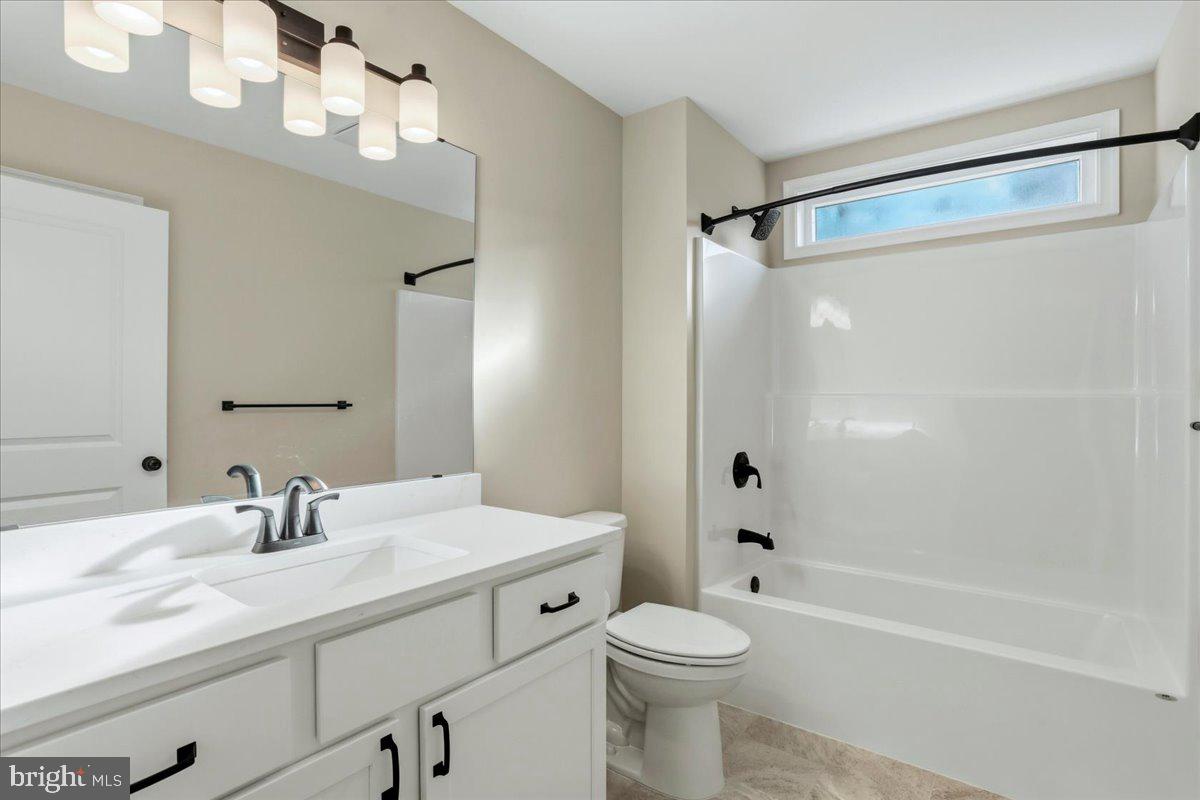 ROYAL VIEW ESTATES - Residential