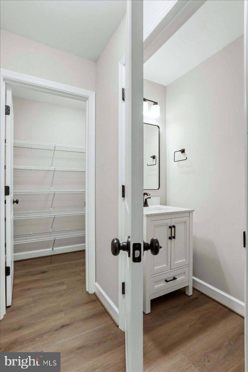 ROYAL VIEW ESTATES - Residential