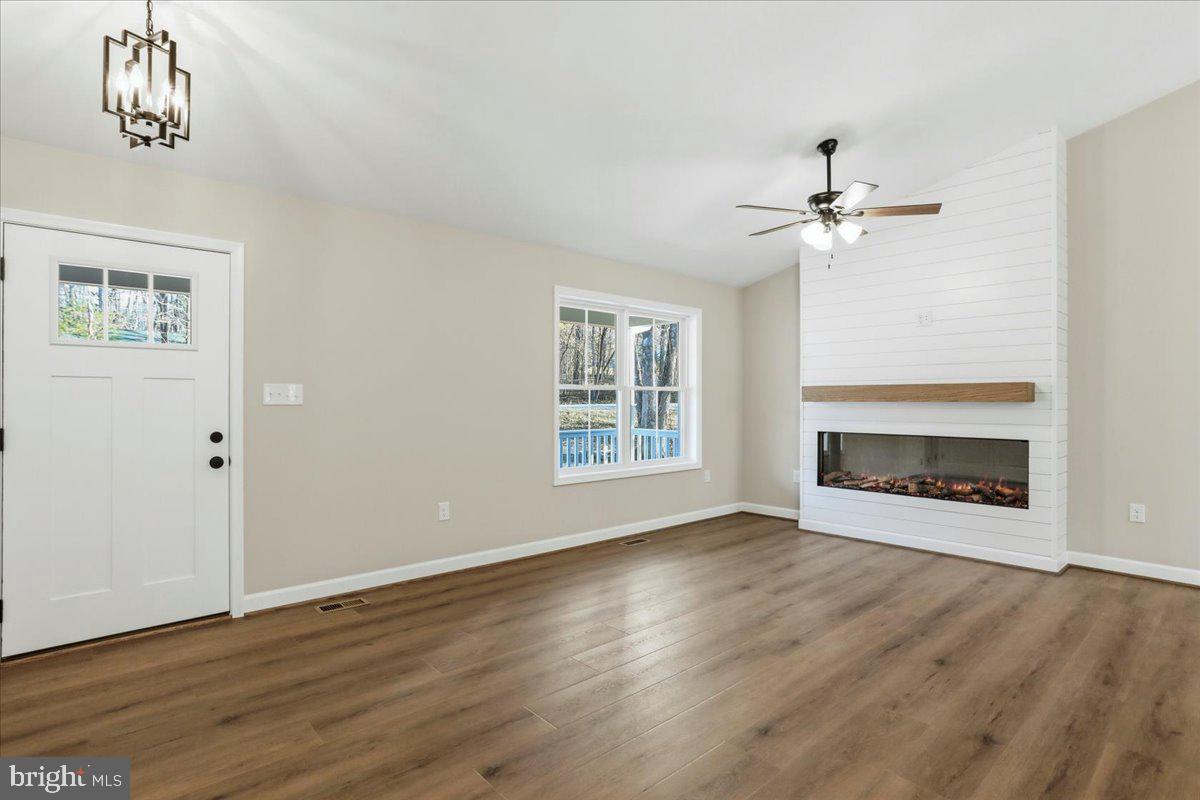 LAKESIDE - LOT 2 DRIVE