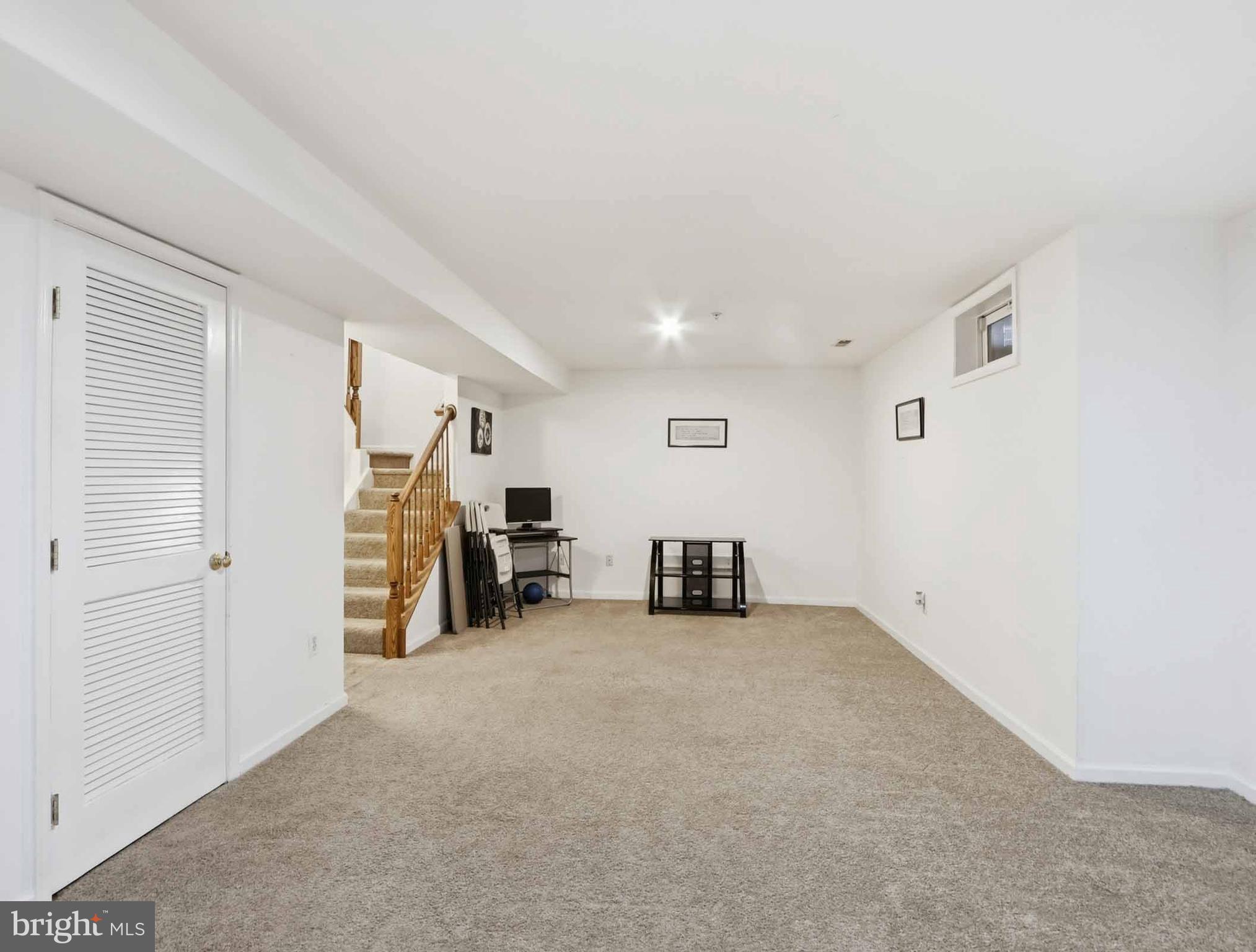 OWINGS MILLS NEWTOWN - Residential