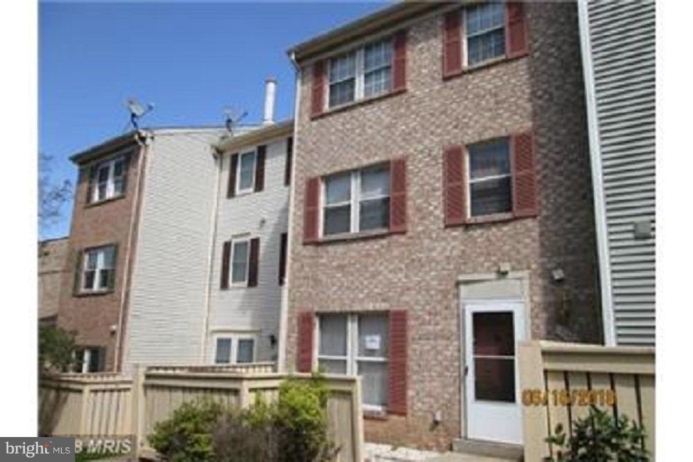 GREENFIELDS - Residential Lease